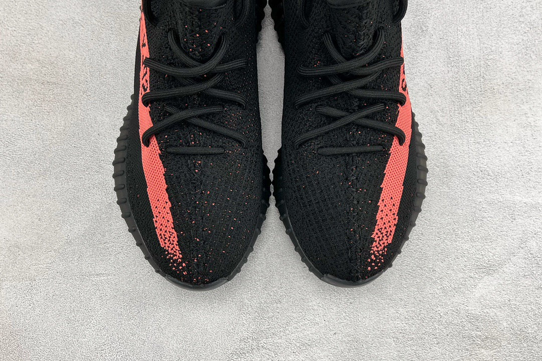 YEEZY BOOST 350 V2