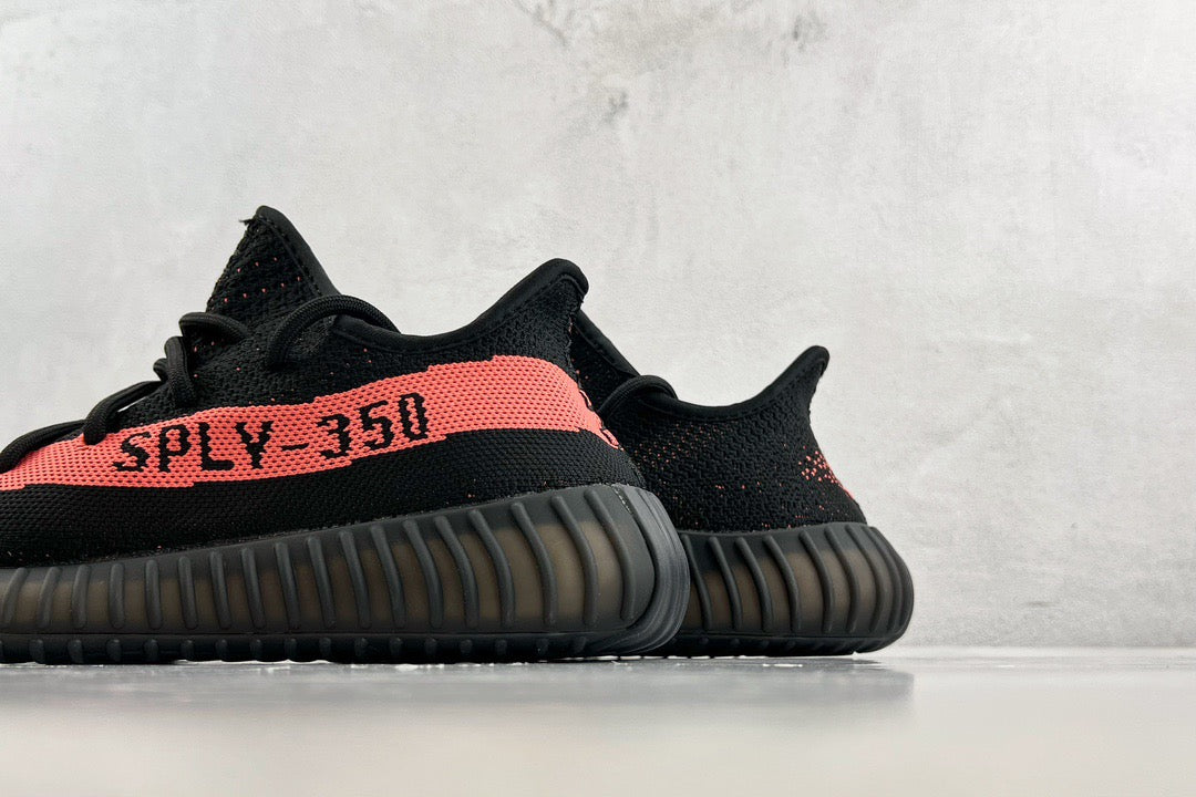YEEZY BOOST 350 V2