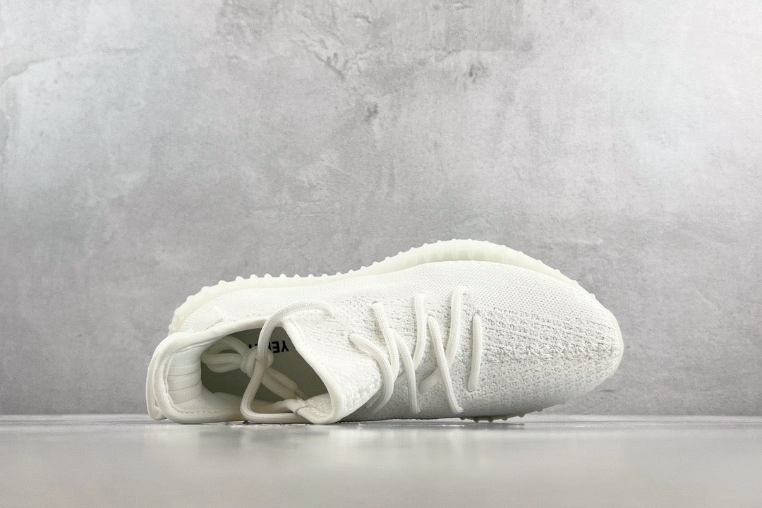 YEEZY BOOST 350 V2