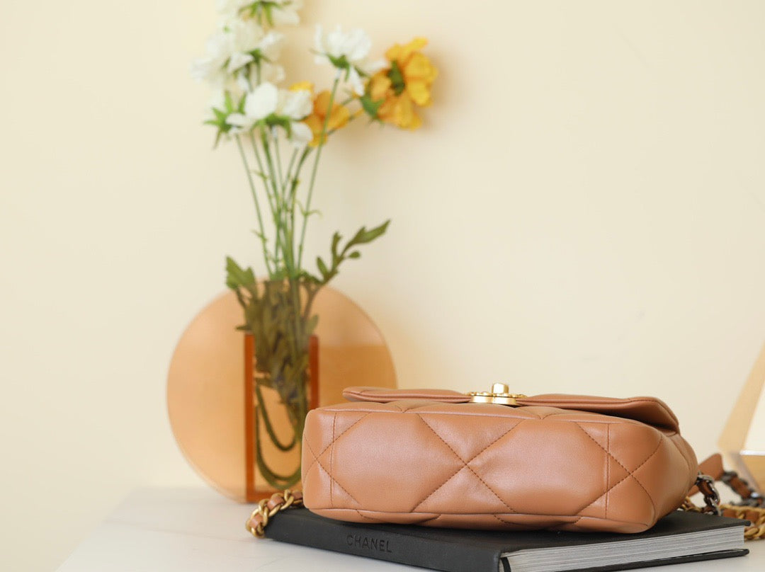 CC 19 BAG