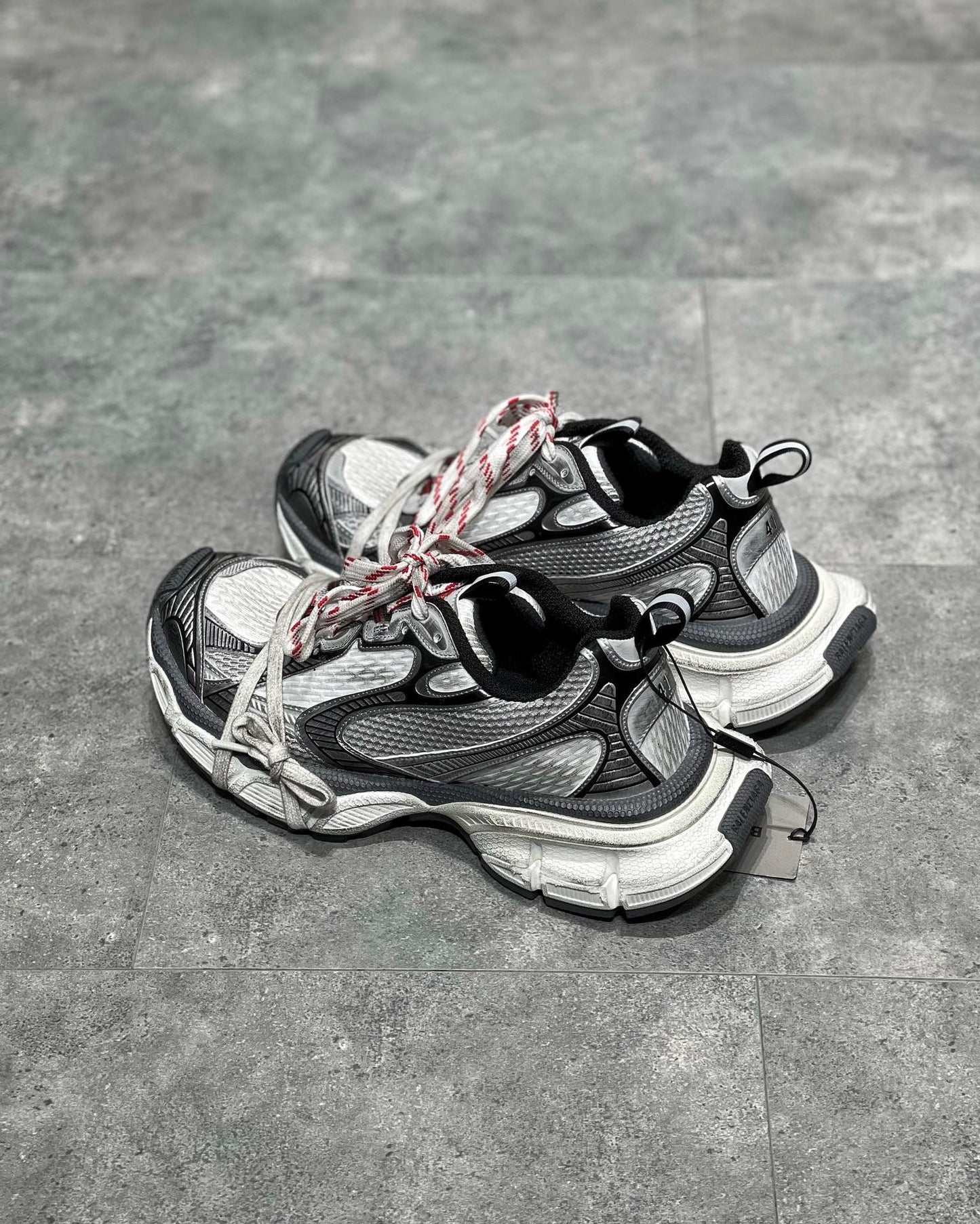 BAL 3XL TRAINERS