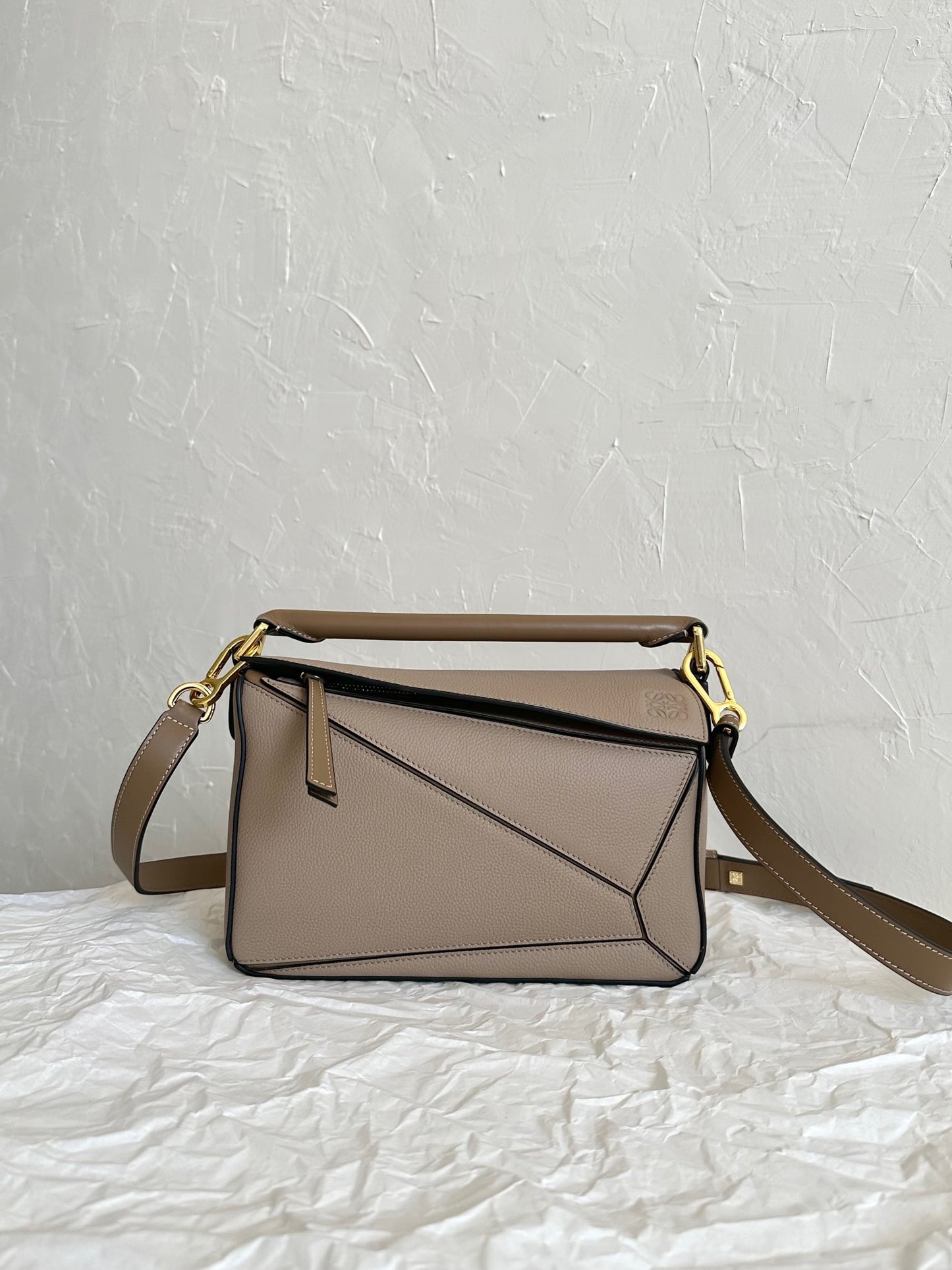 LOEW SMALL PUZZLE EDGE BAG