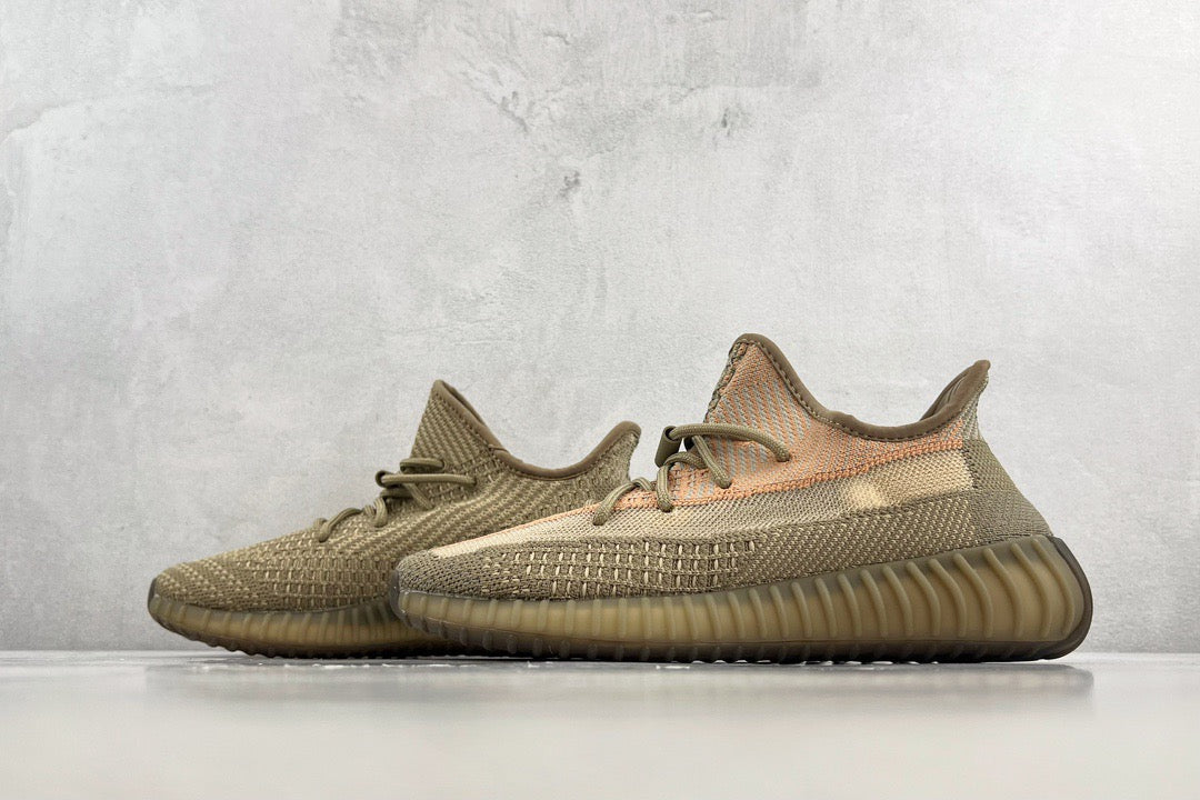 YEEZY BOOST 350 V2