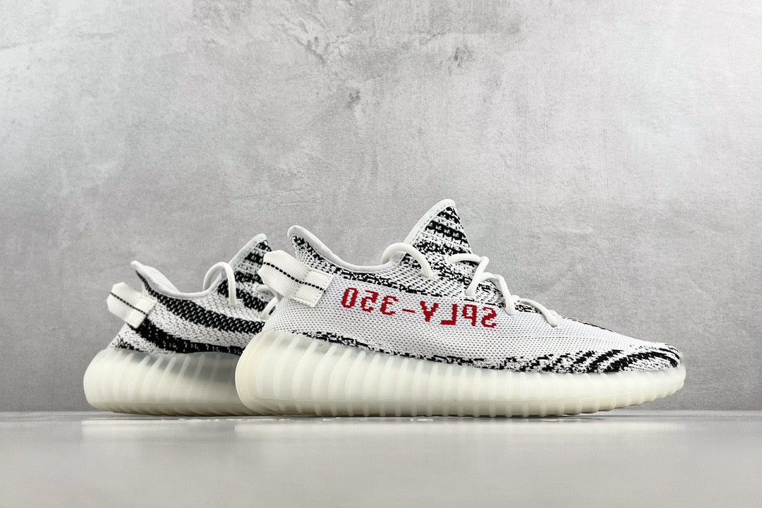 YEEZY BOOST 350