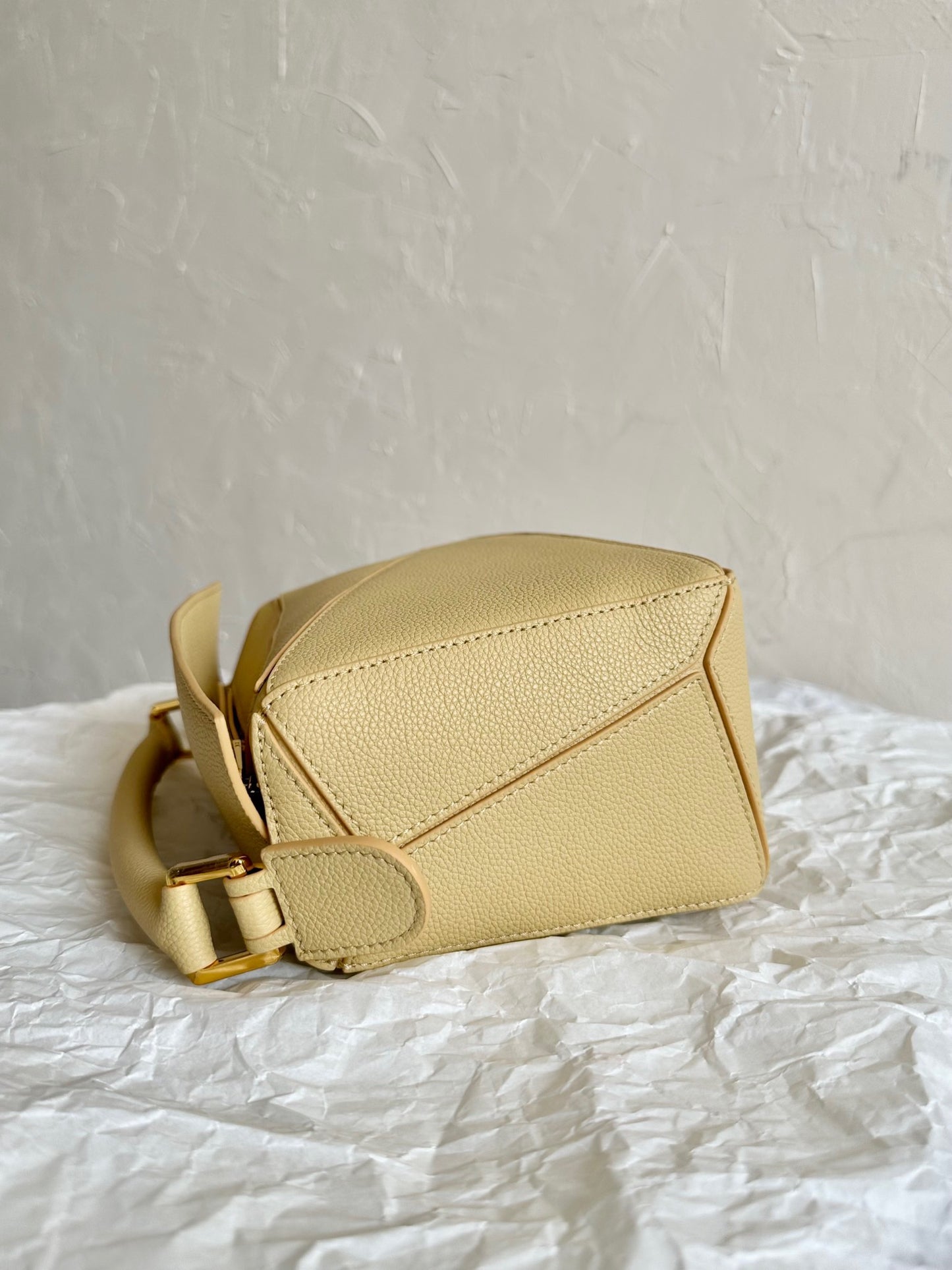 LOEW SMALL PUZZLE EDGE BAG