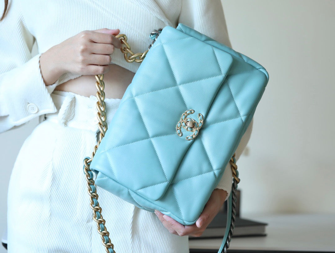 CC 19 BAG