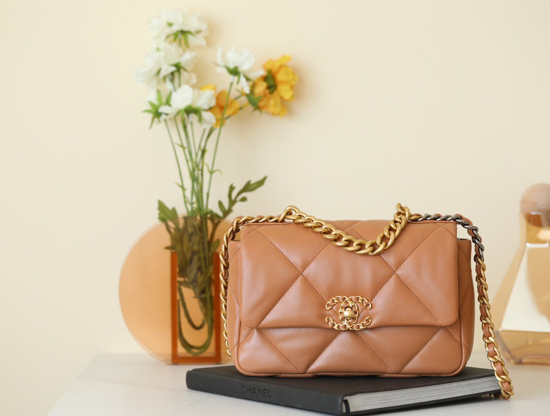 CC 19 BAG