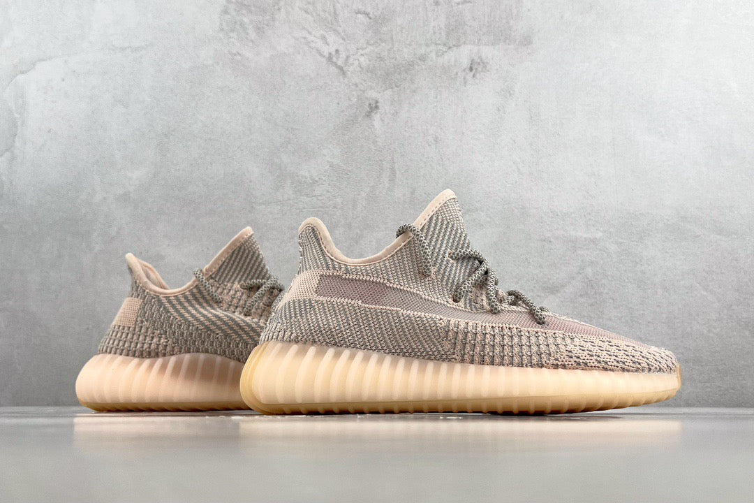 YEEZY BOOST 350 V2