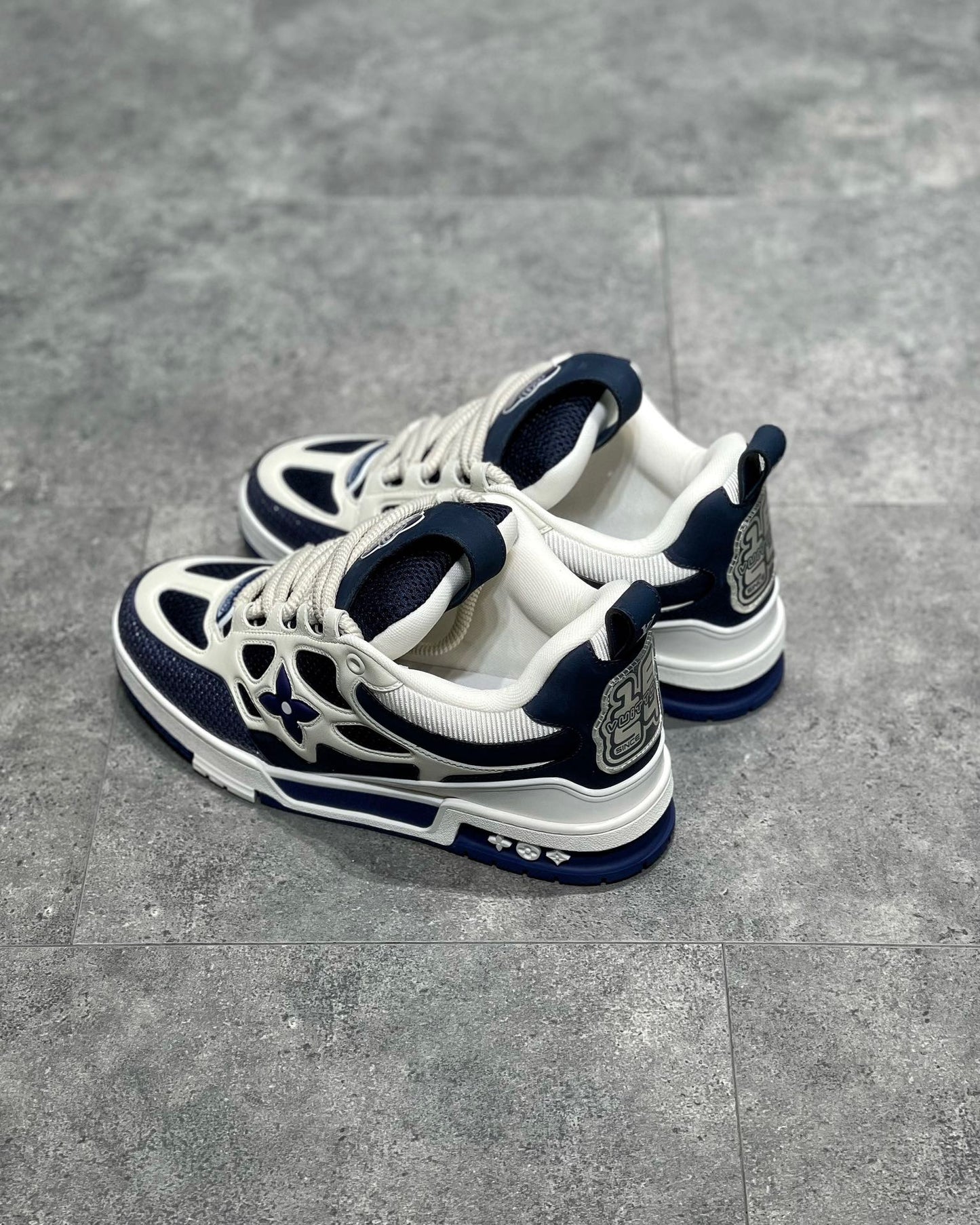LOU TRAINERS