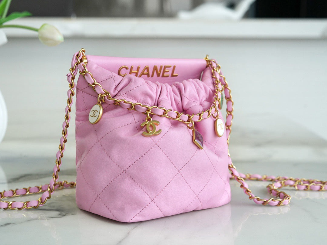 CC SMALL BUCKET BAG