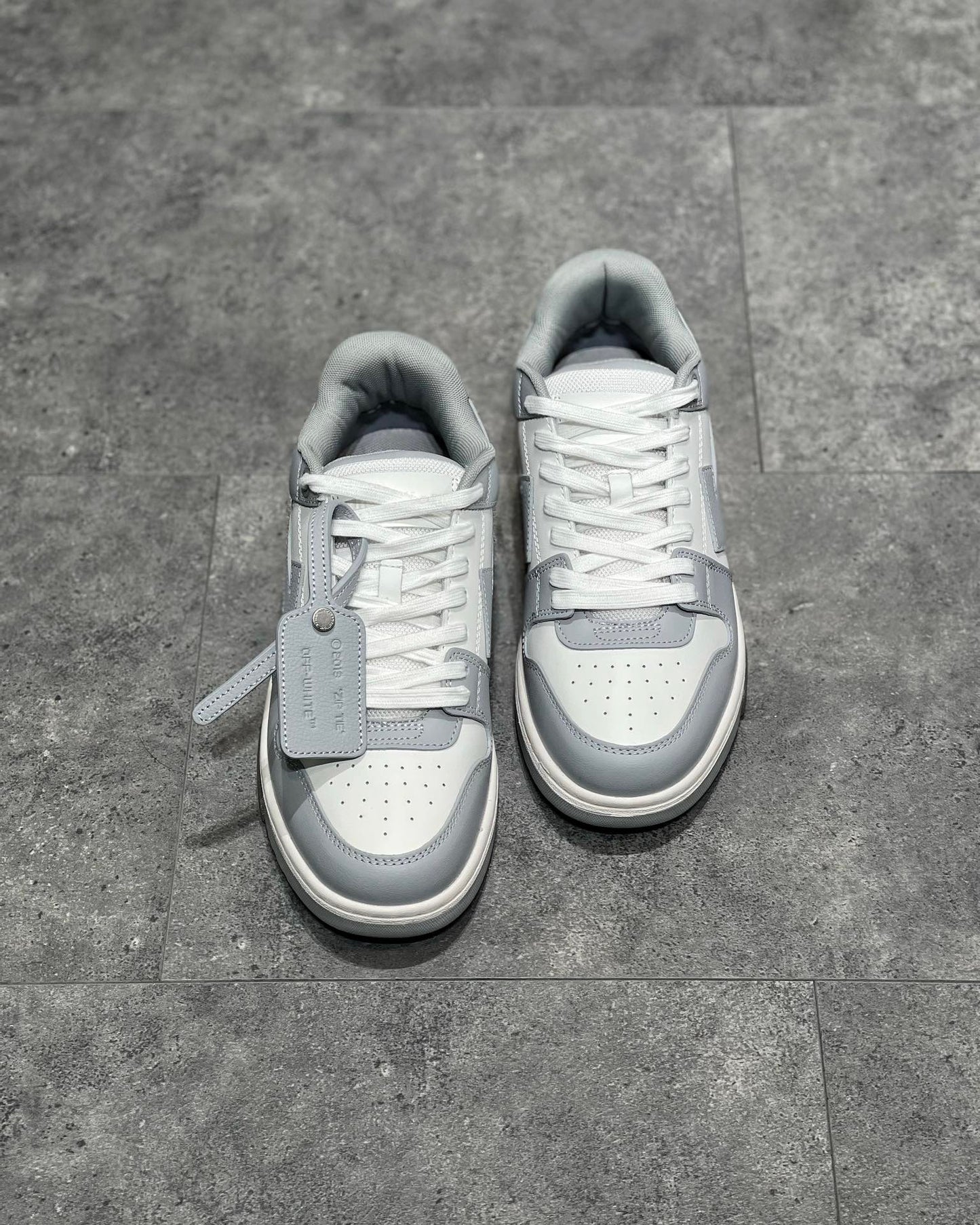 OFF W OUT OF OFFICE SNEAKERS