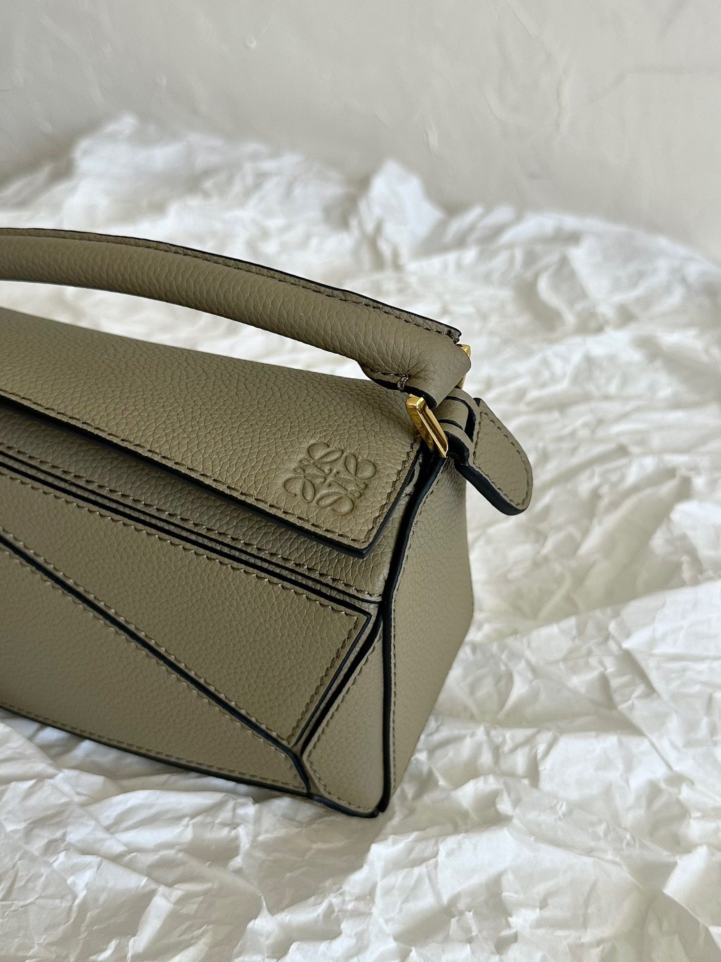 LOEW MINI PUZZLE EDGE BAG
