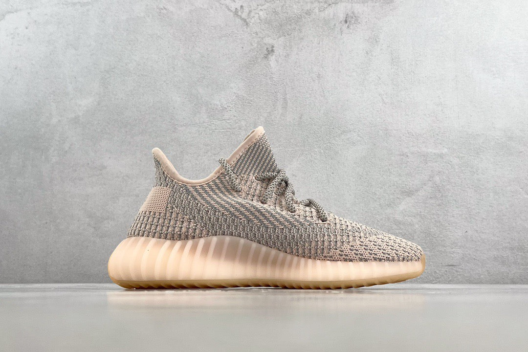 YEEZY BOOST 350 V2