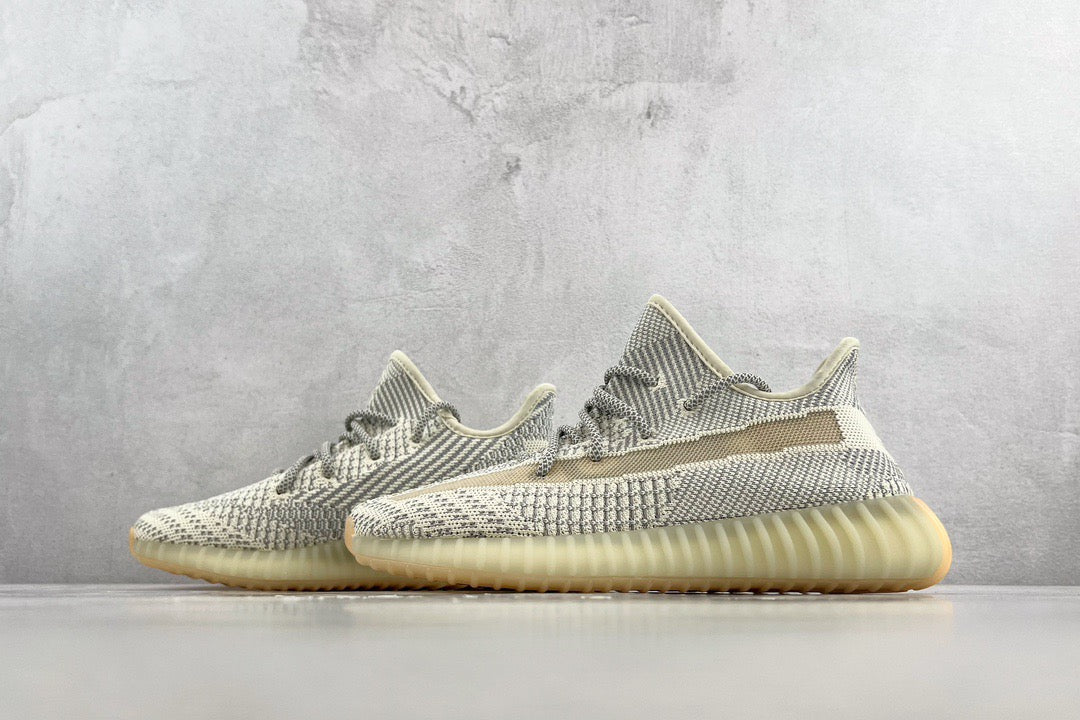 YEEZY BOOST 350 V2
