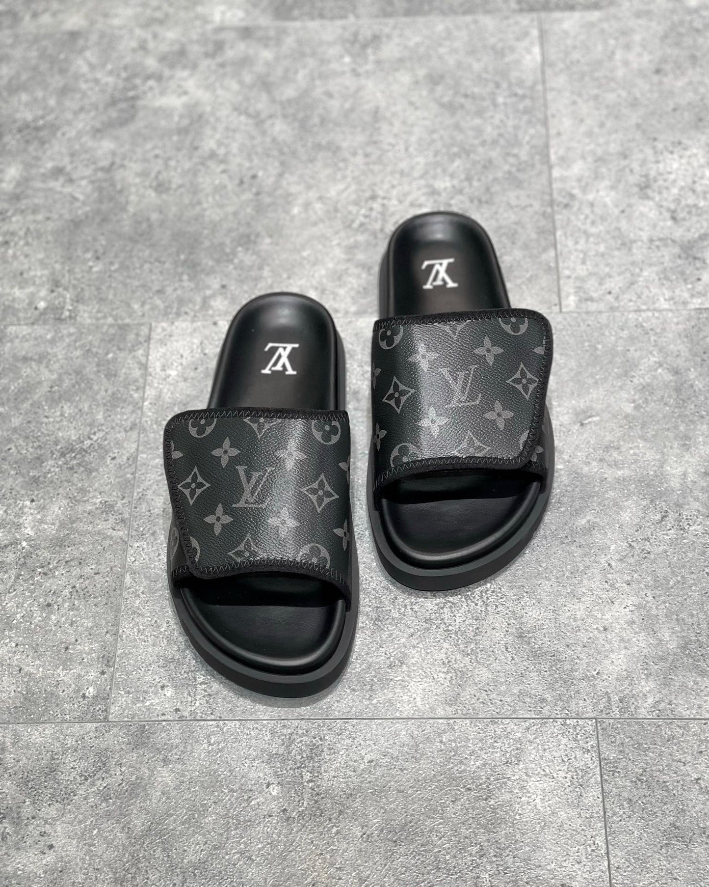 LOU MIAMI MULES