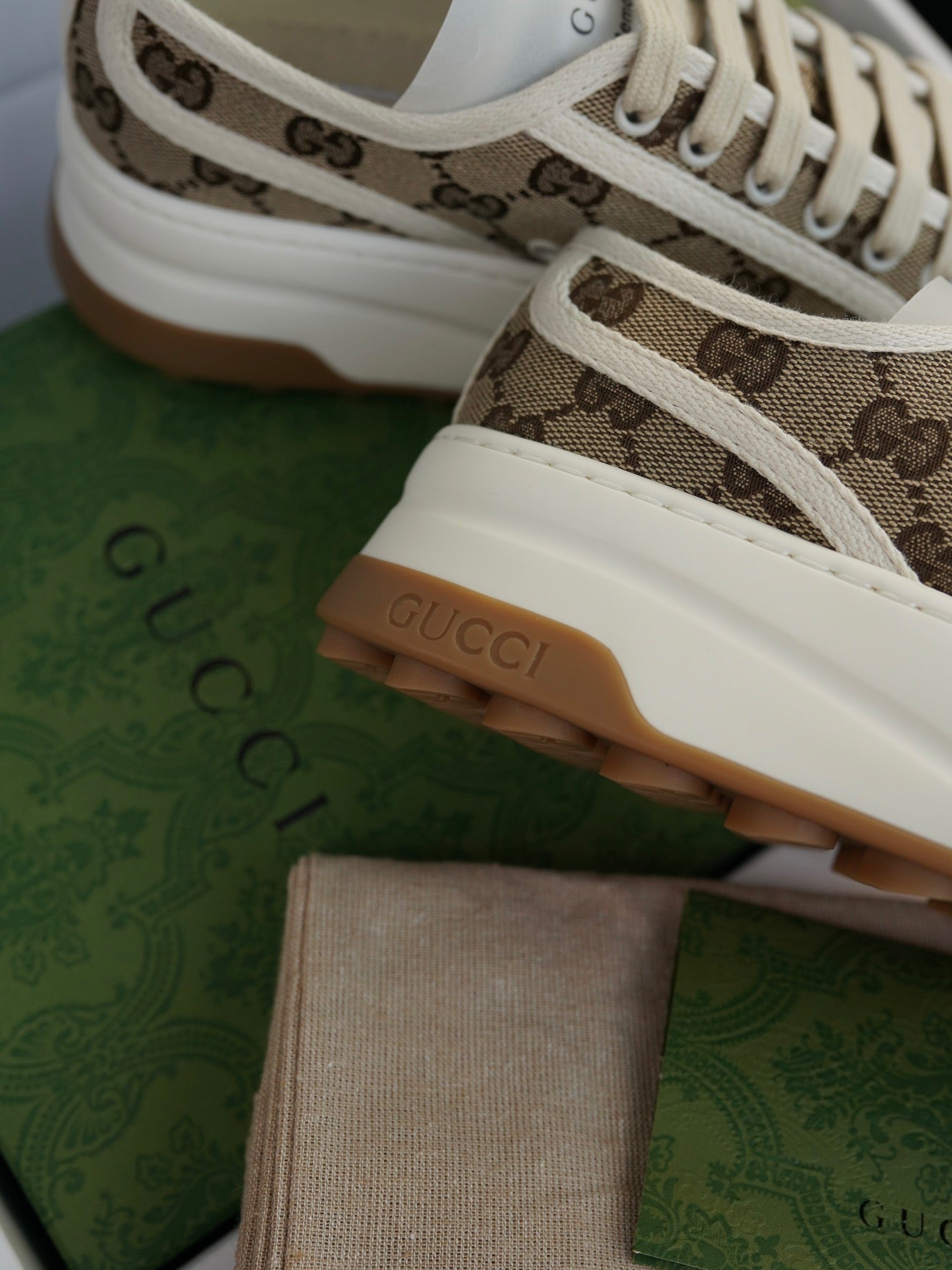 GG TENNIS TRAINERS