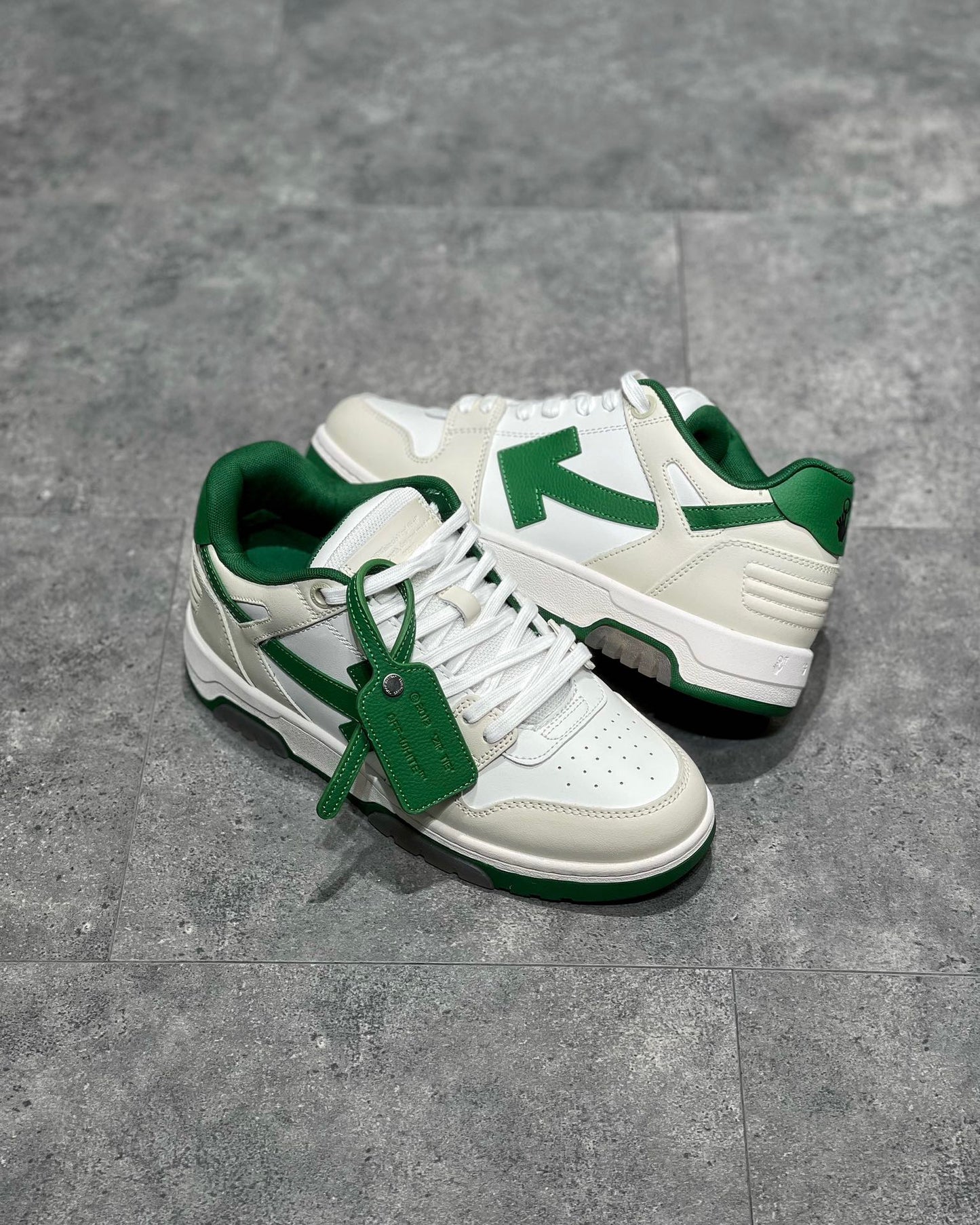 OFF W OUT OF OFFICE SNEAKERS