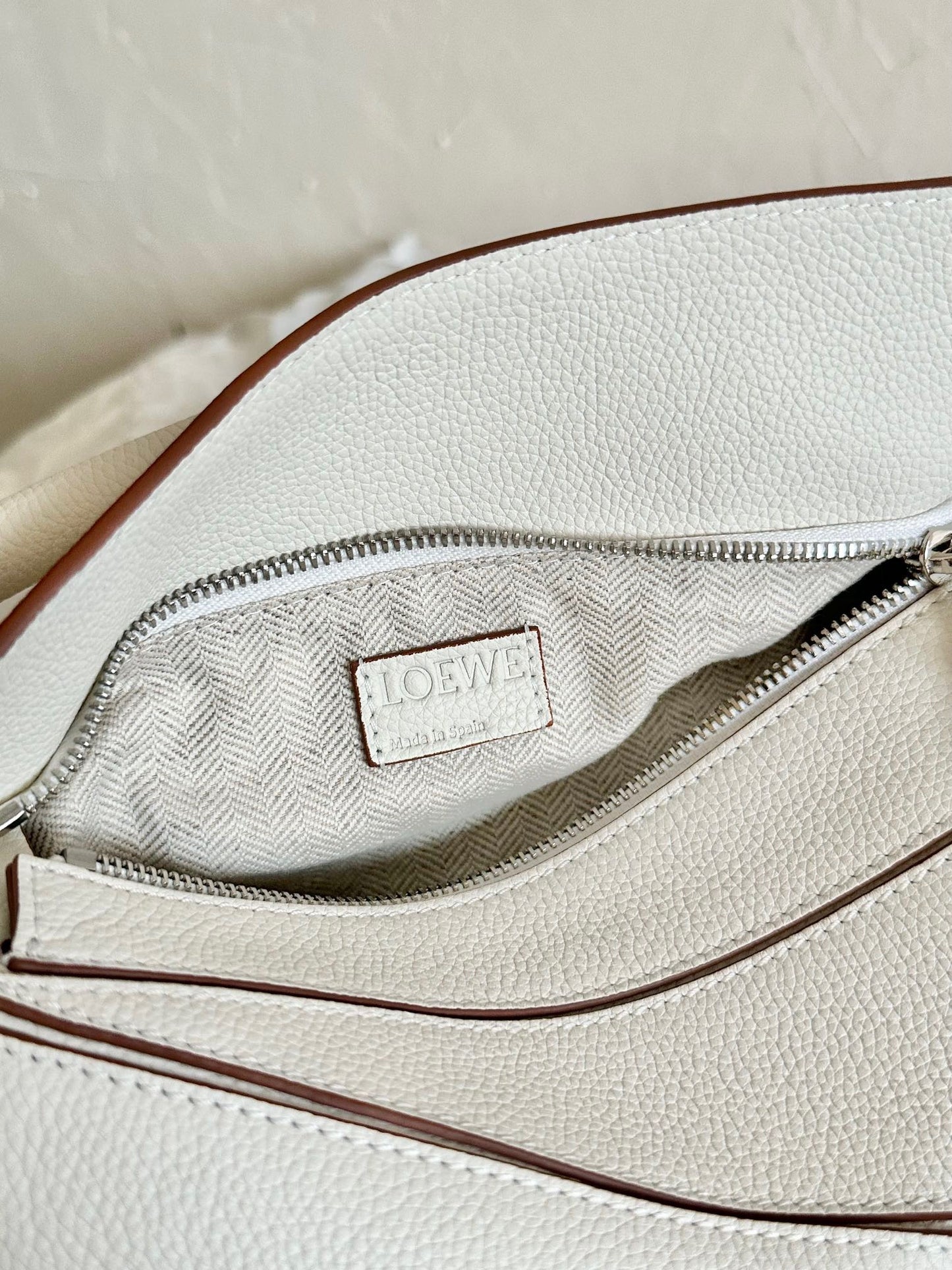 LOEW SMALL PUZZLE EDGE BAG