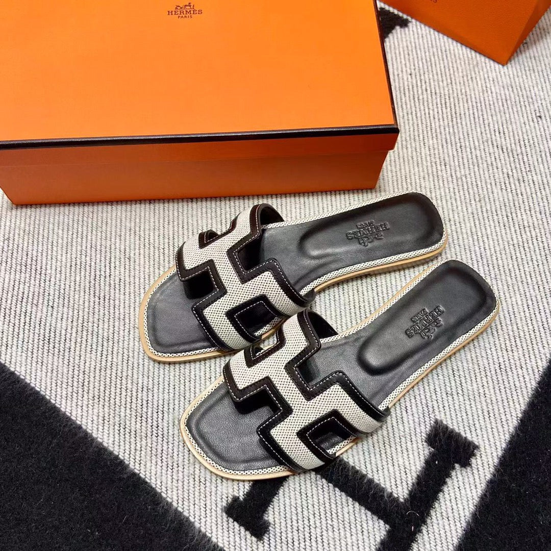 HERM ORAN SANDALS