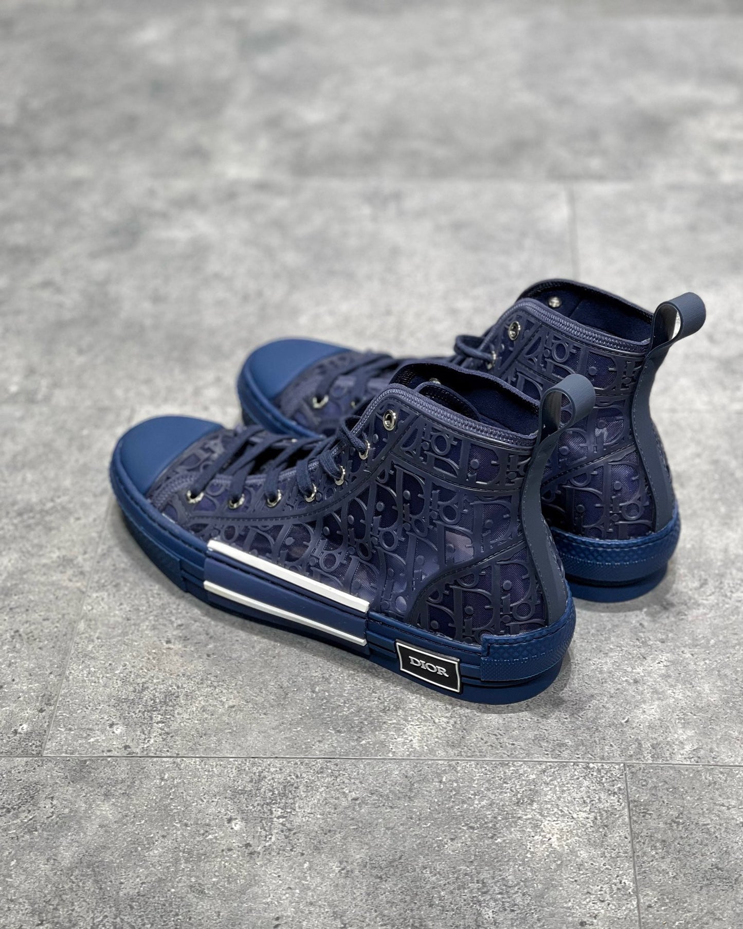 CD B23 SNEAKERS