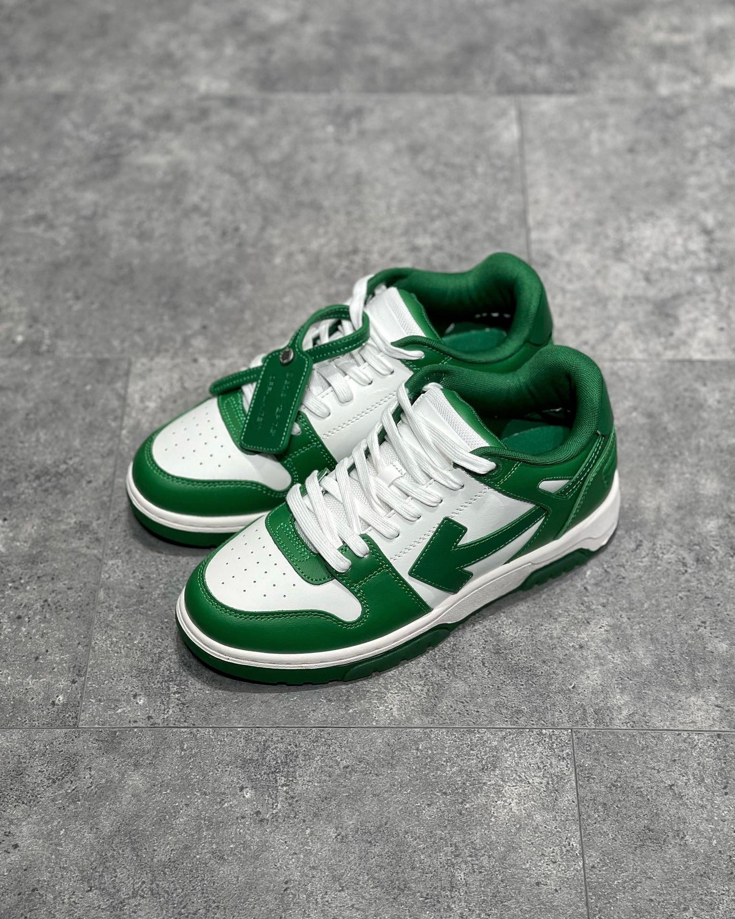 OFF W OUT OF OFFICE SNEAKERS
