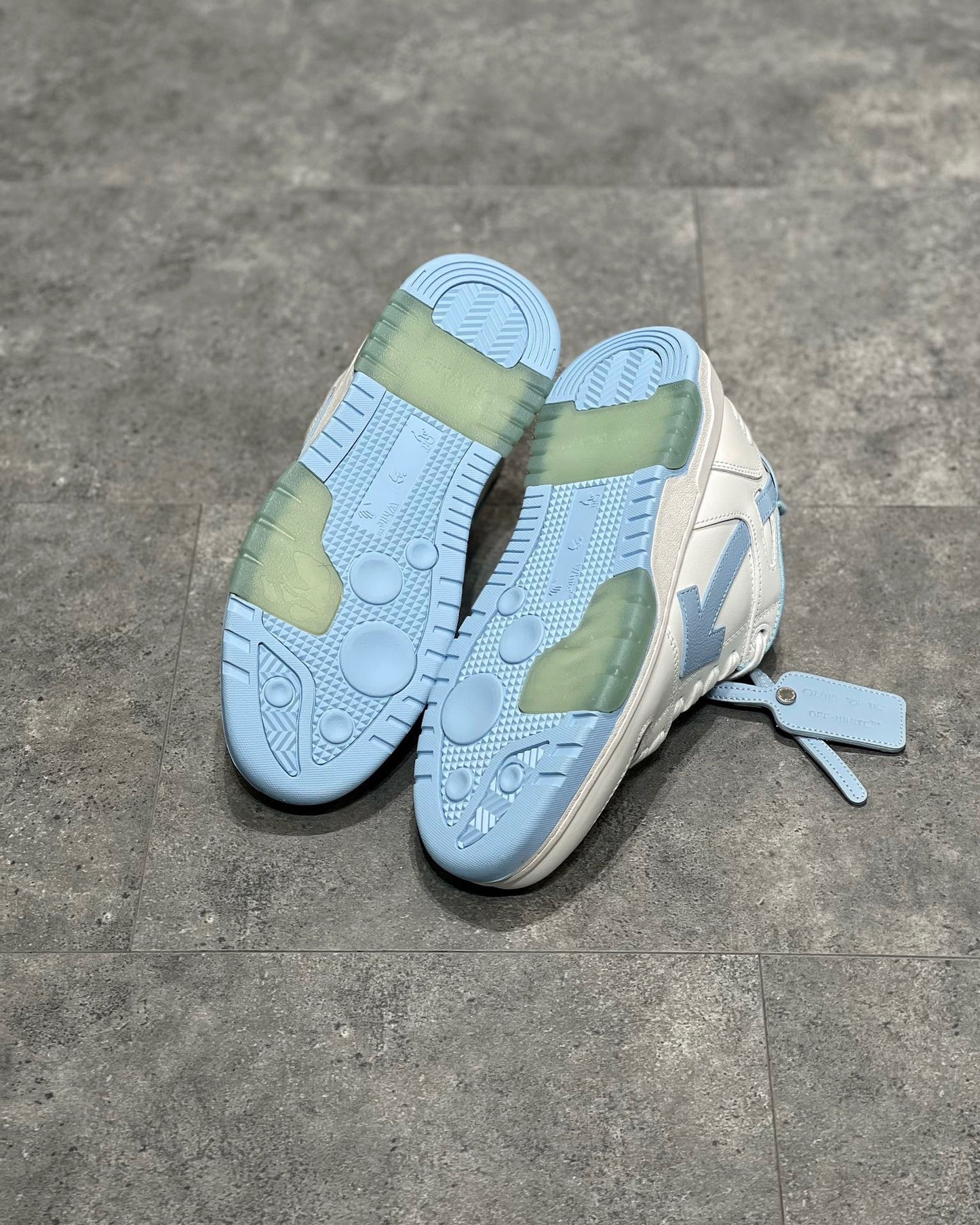 OFF W OUT OF OFFICE SNEAKERS