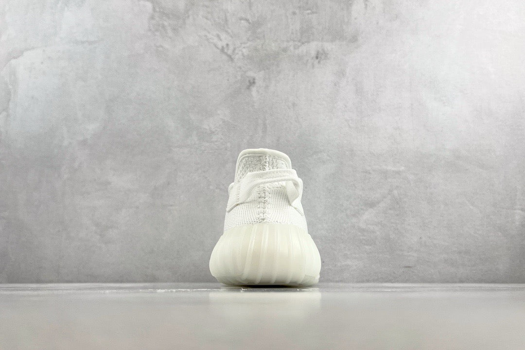 YEEZY BOOST 350 V2