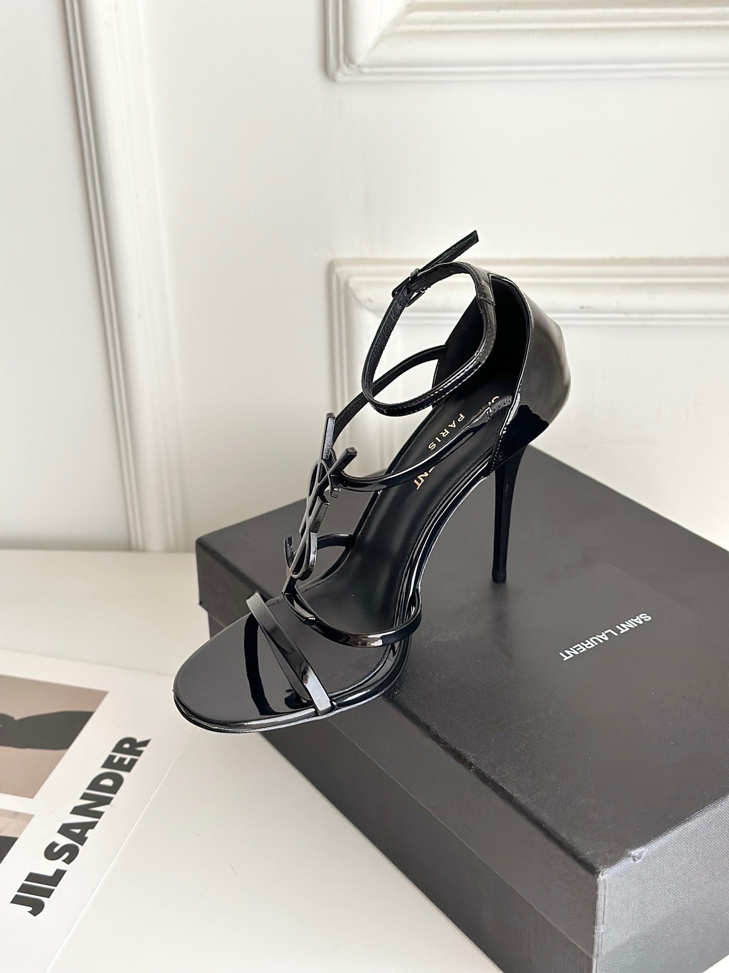 SL HEELS