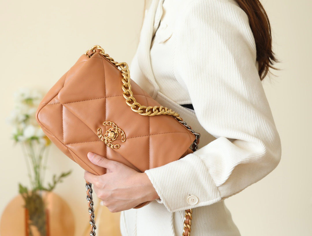CC 19 BAG