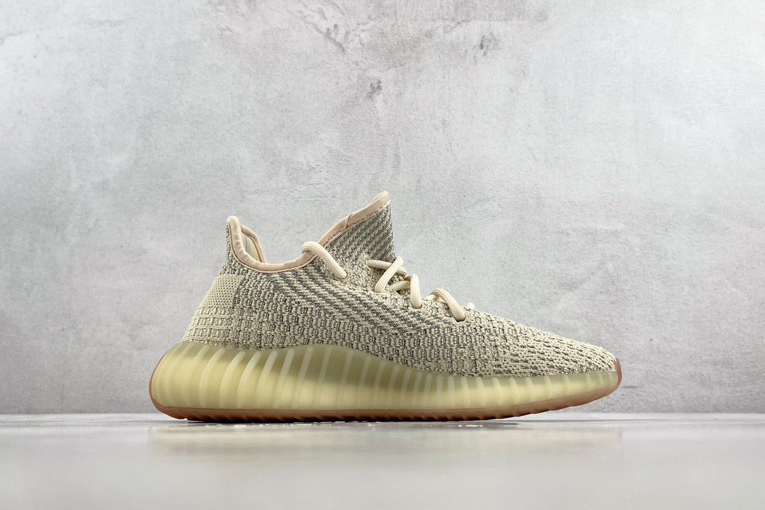 YEEZY BOOST 350 V2