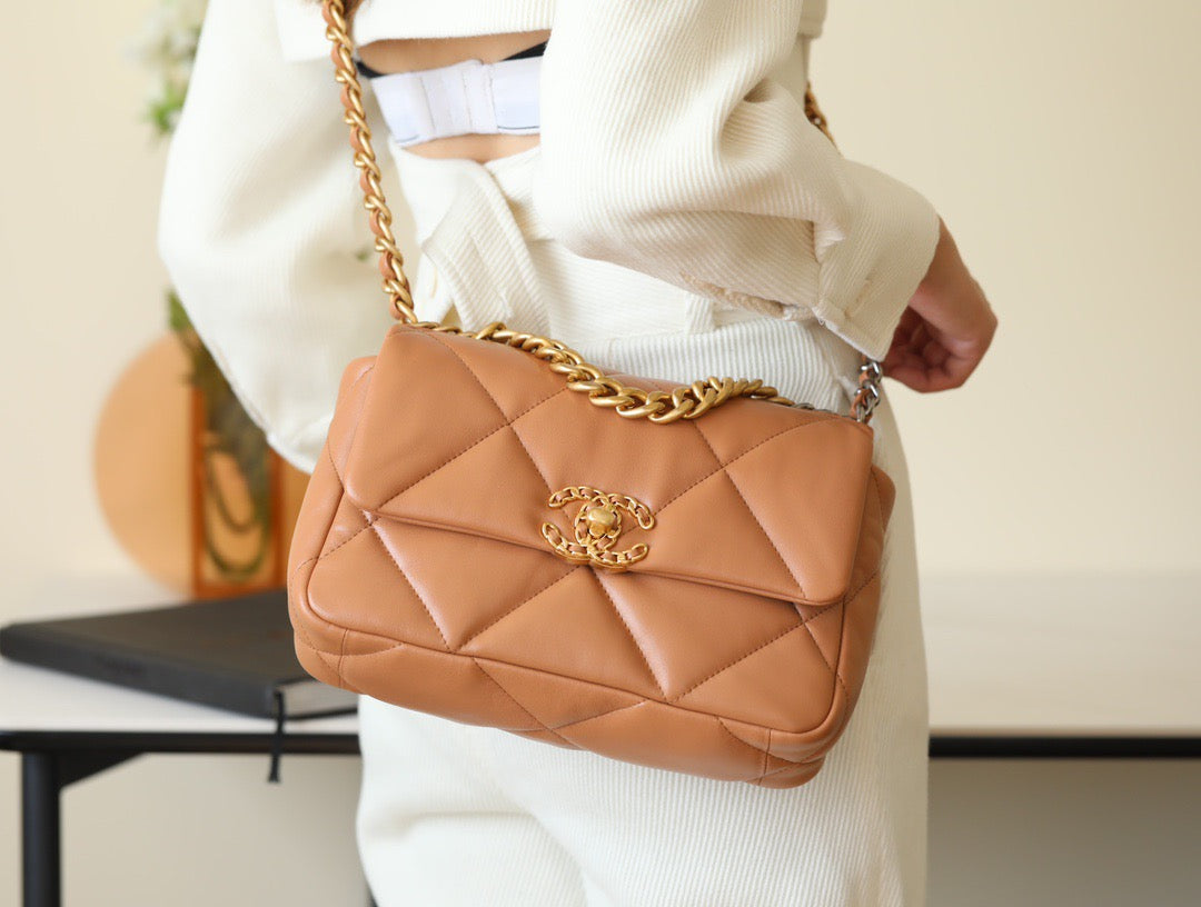 CC 19 BAG