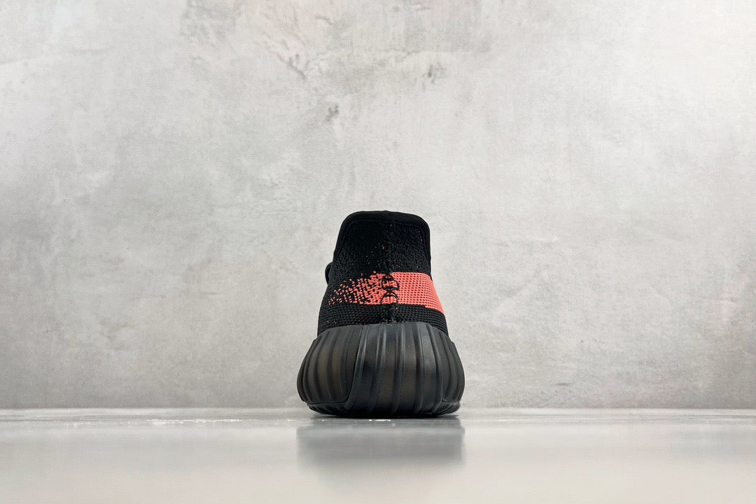 YEEZY BOOST 350 V2