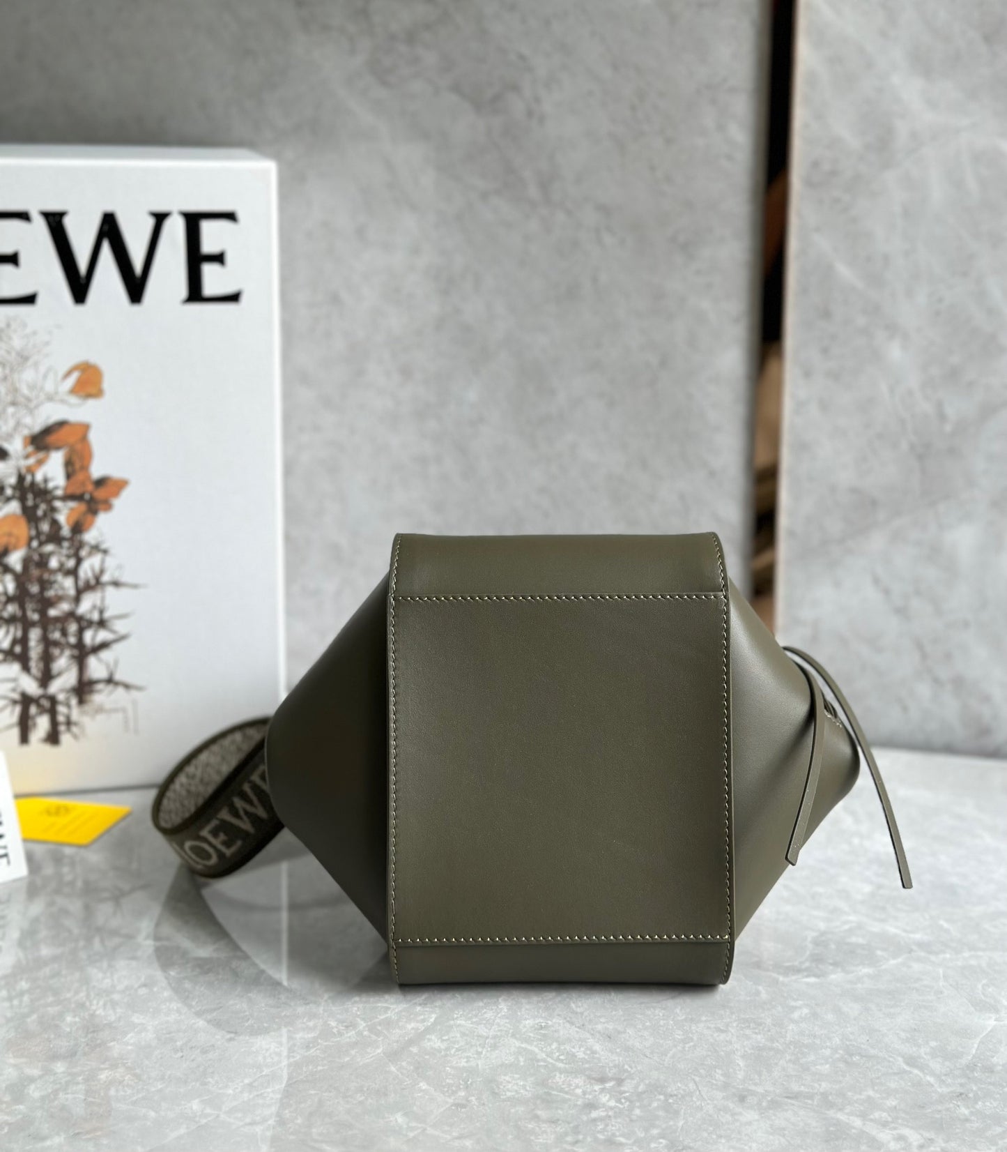LOEW HAMMOCK BAG