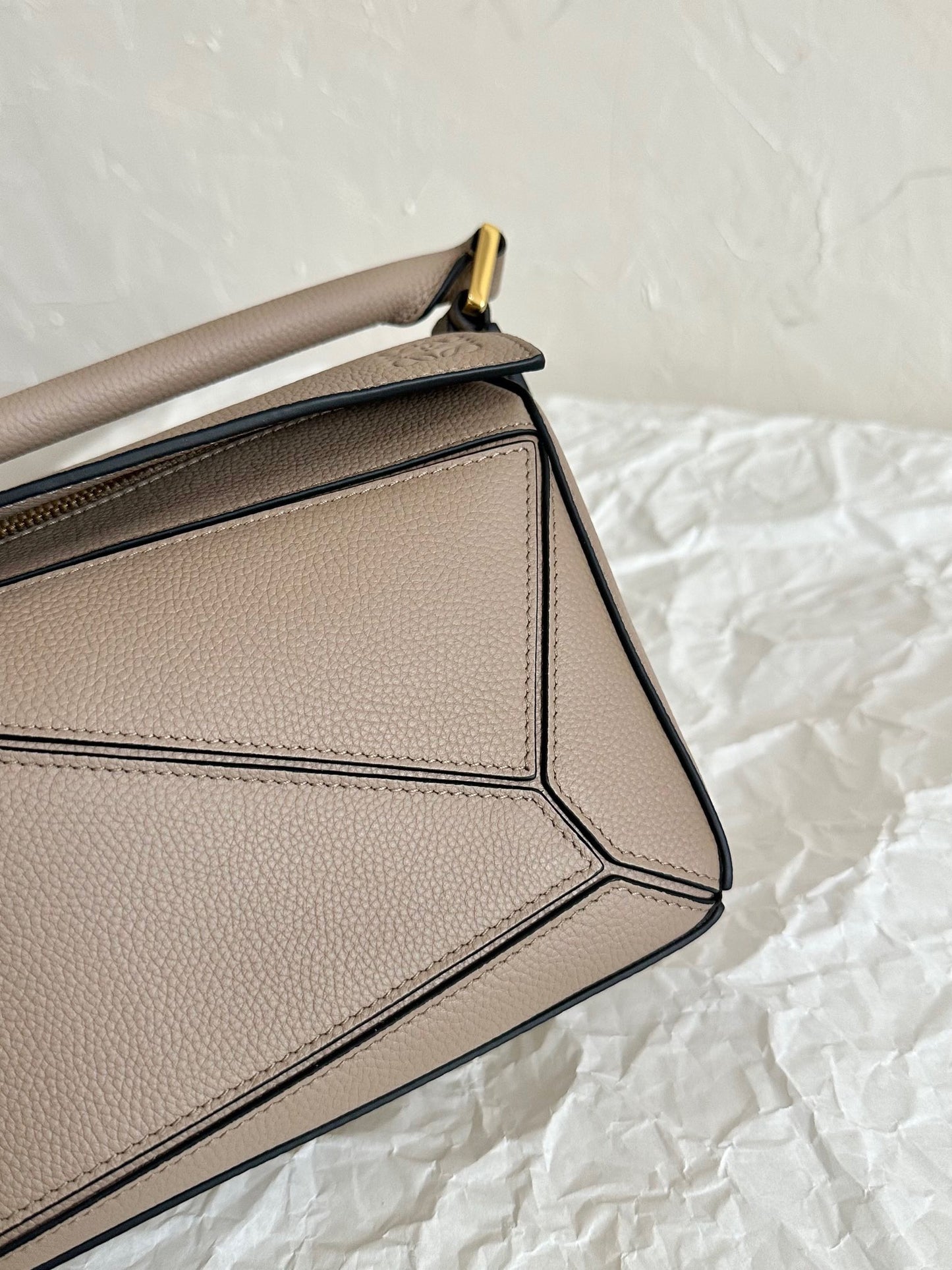 LOEW SMALL PUZZLE EDGE BAG