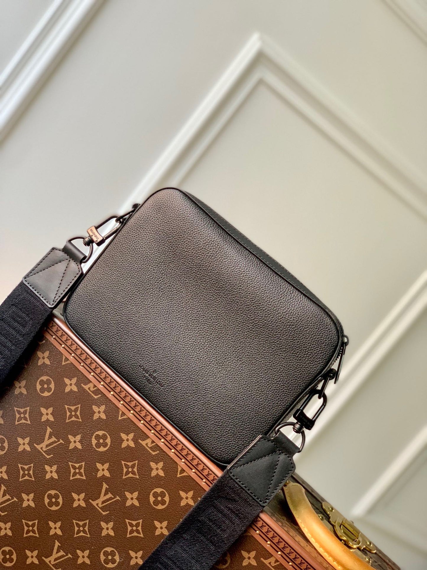 LOU FASTLINE MESSENGER BAG