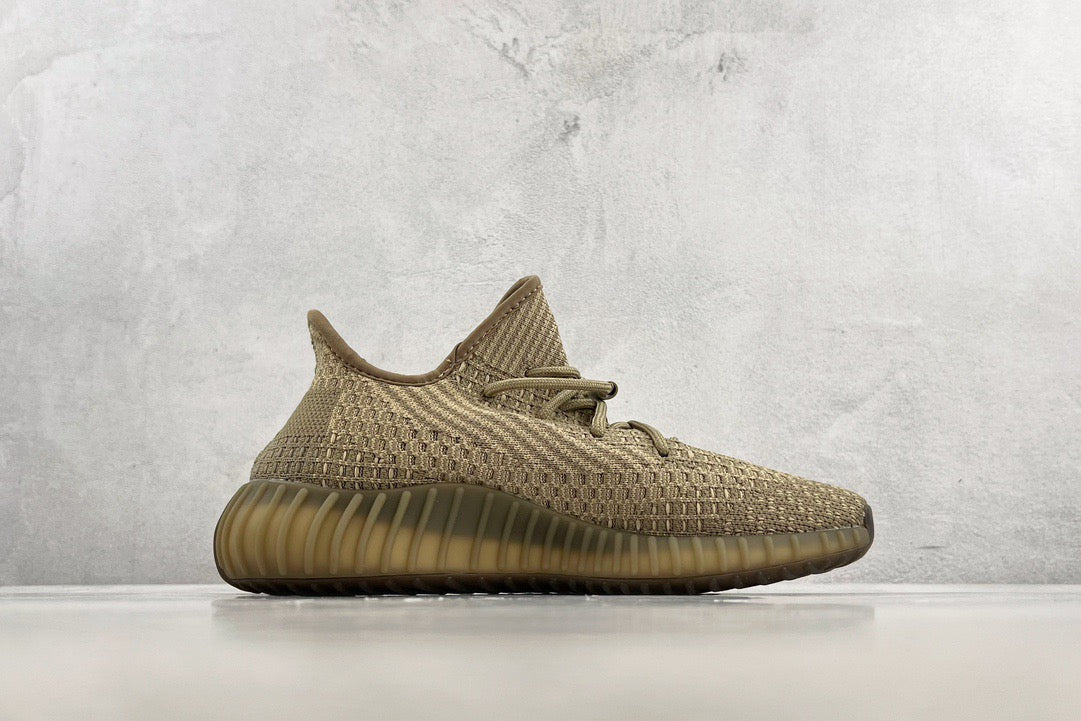 YEEZY BOOST 350 V2