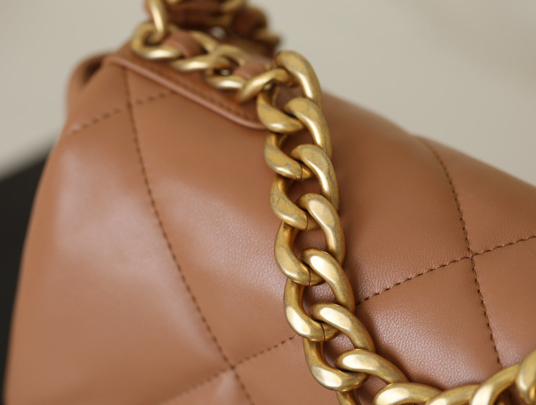 CC 19 BAG
