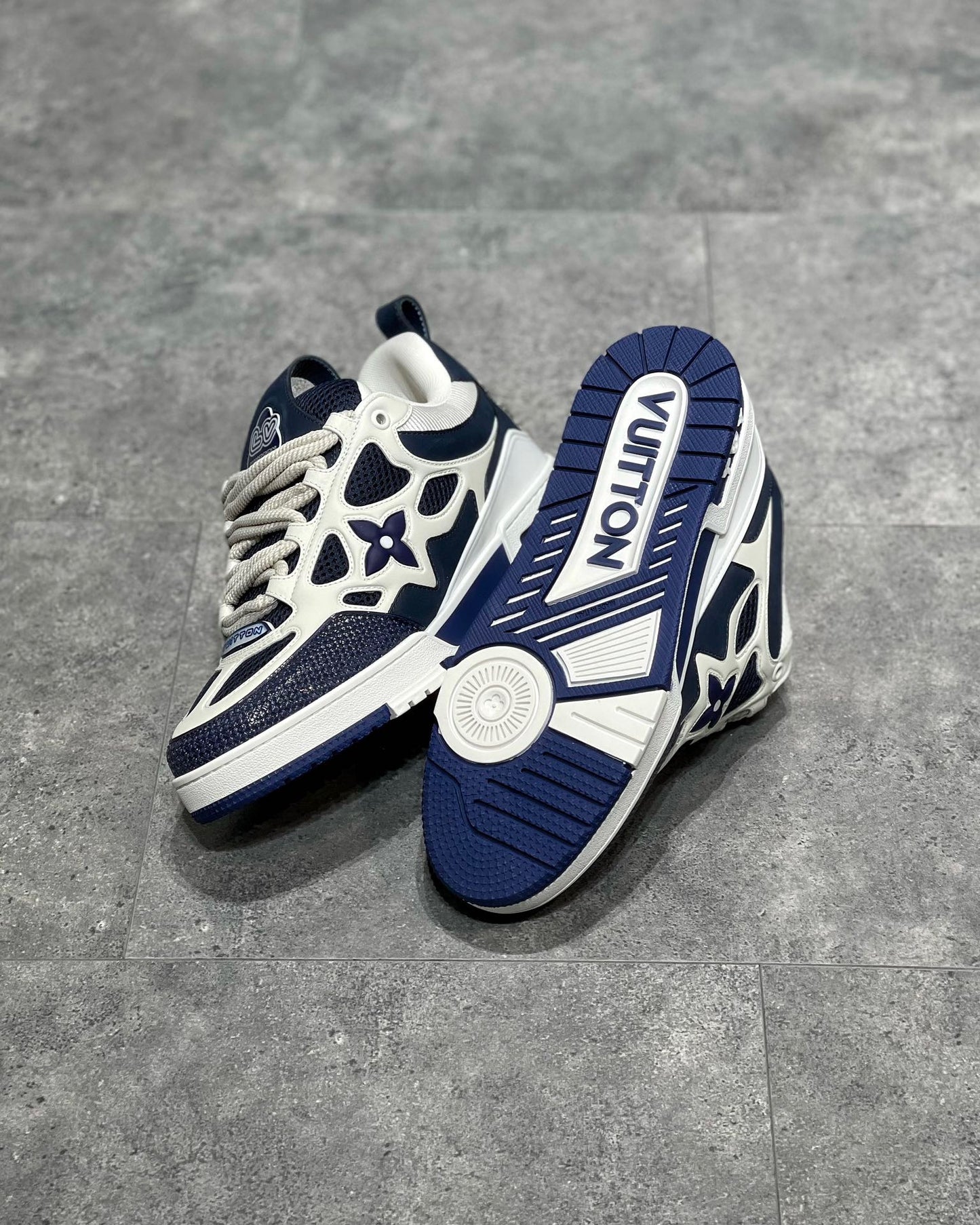 LOU TRAINERS