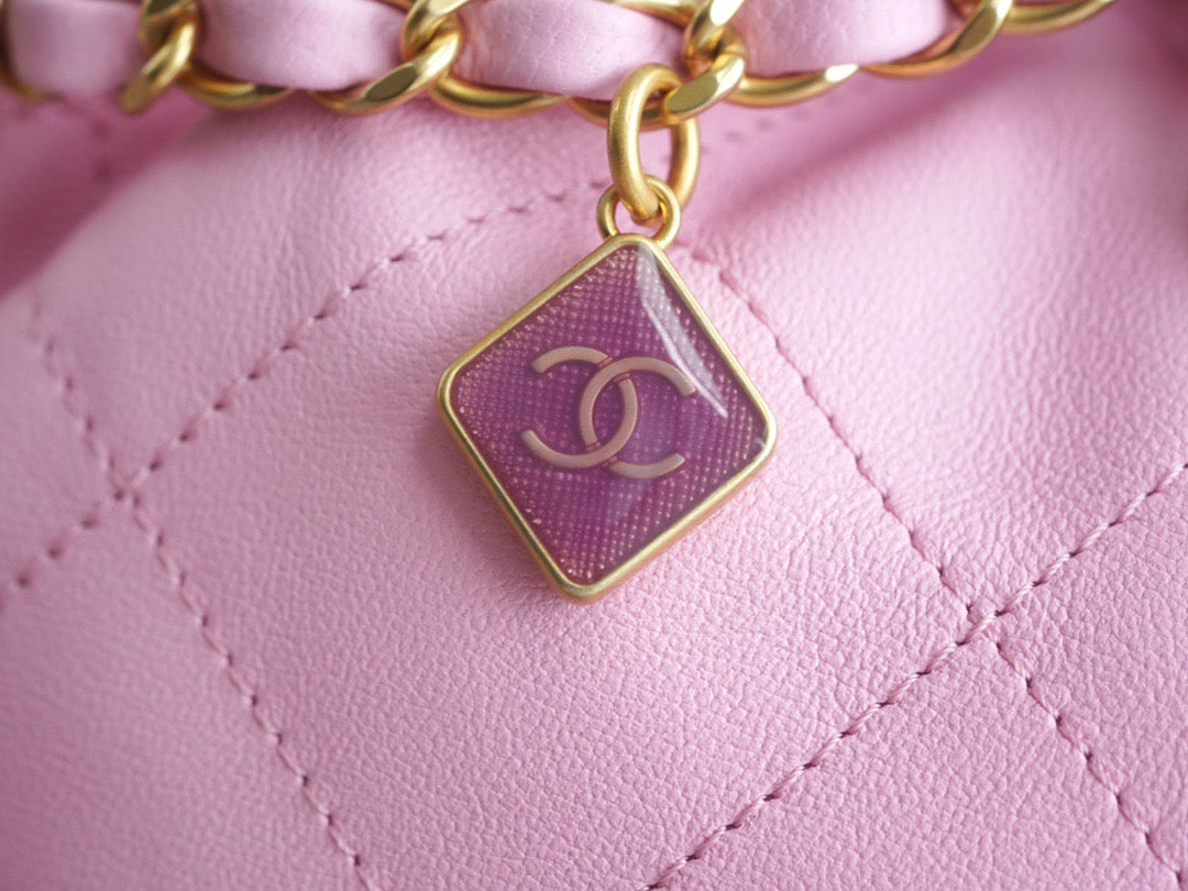 CC SMALL BUCKET BAG