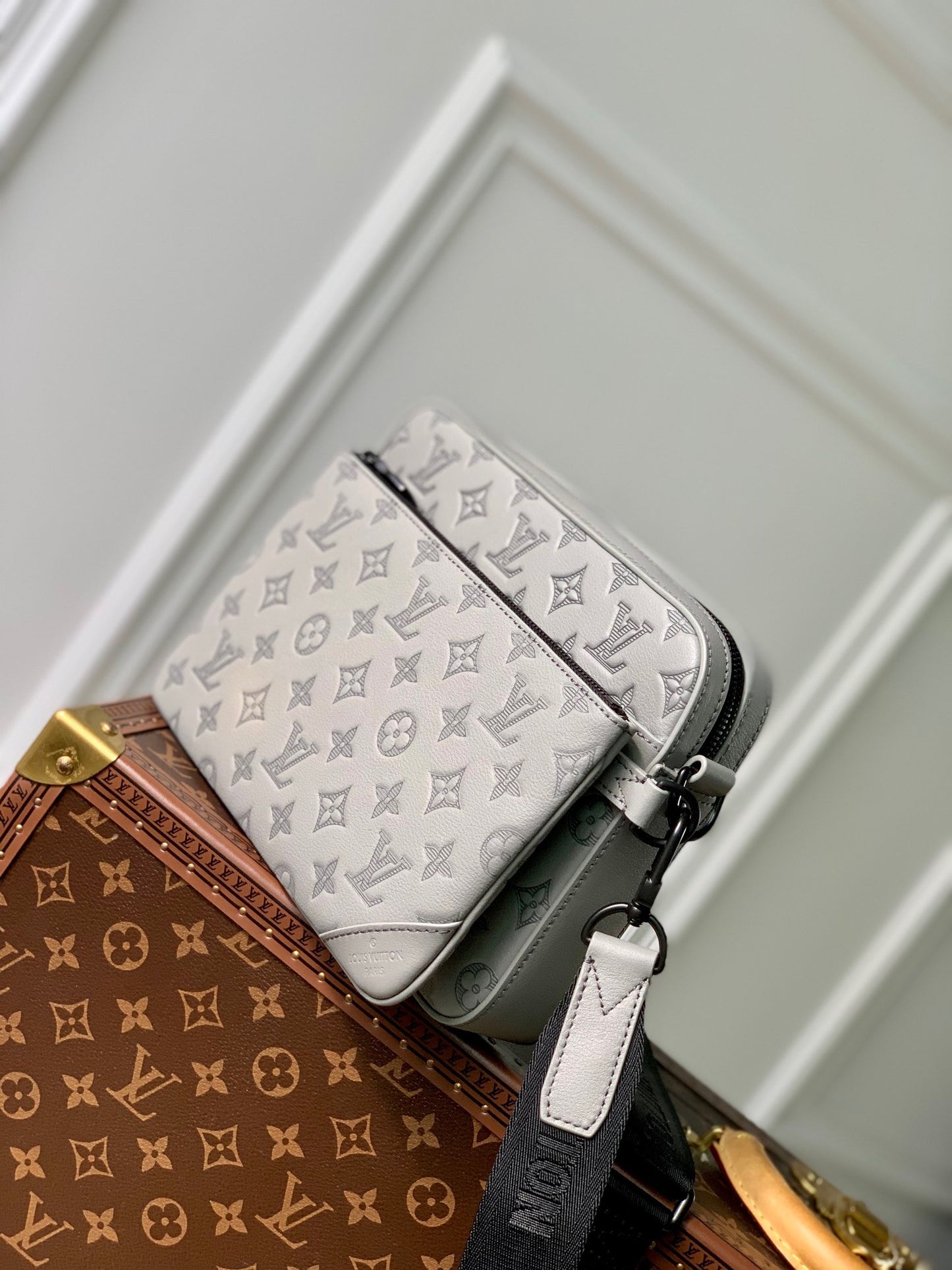 LOU TRIO MESSENGER BAG
