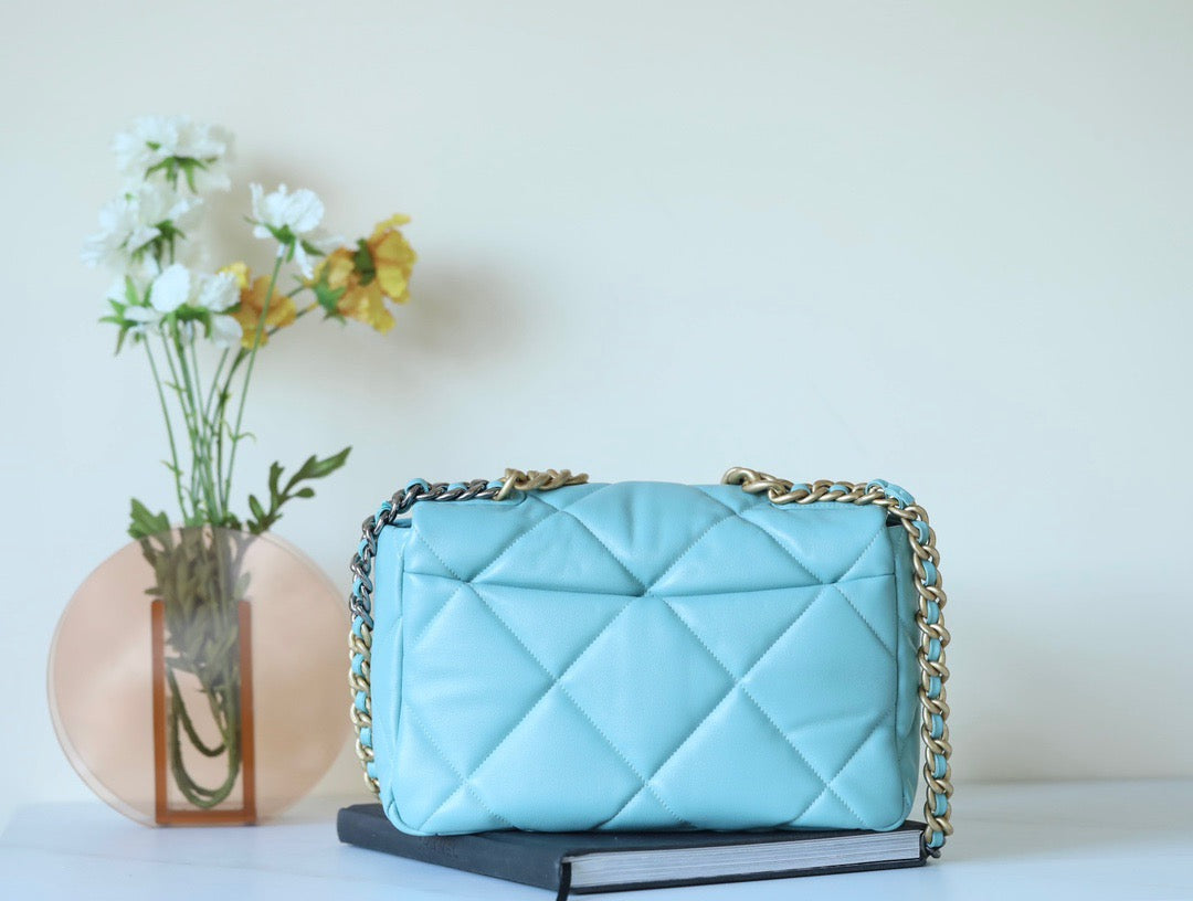 CC 19 BAG