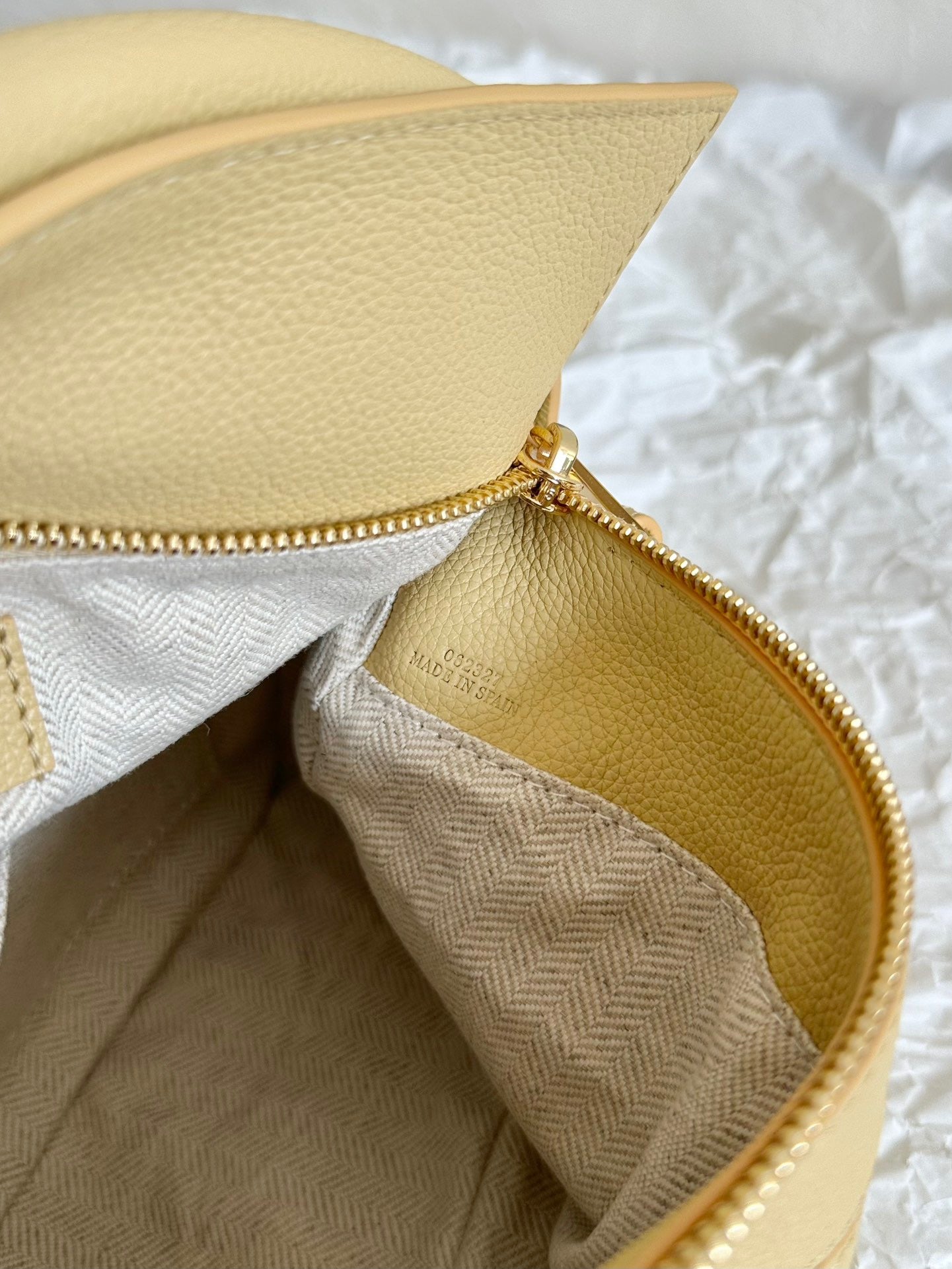LOEW SMALL PUZZLE EDGE BAG