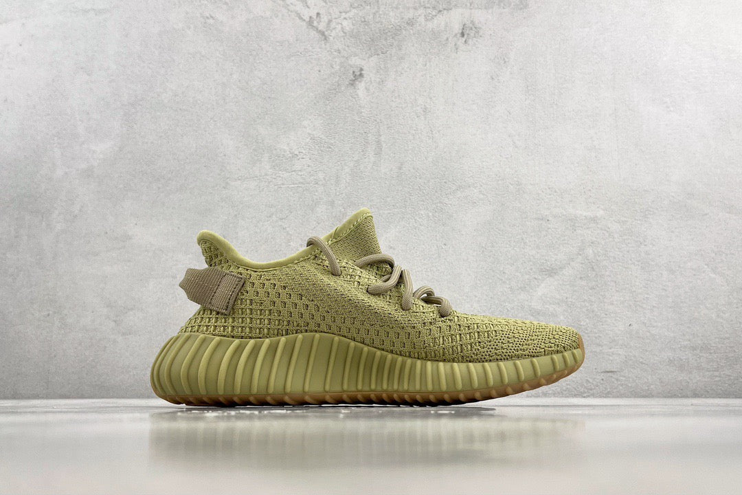 YEEZY BOOST 350 V2