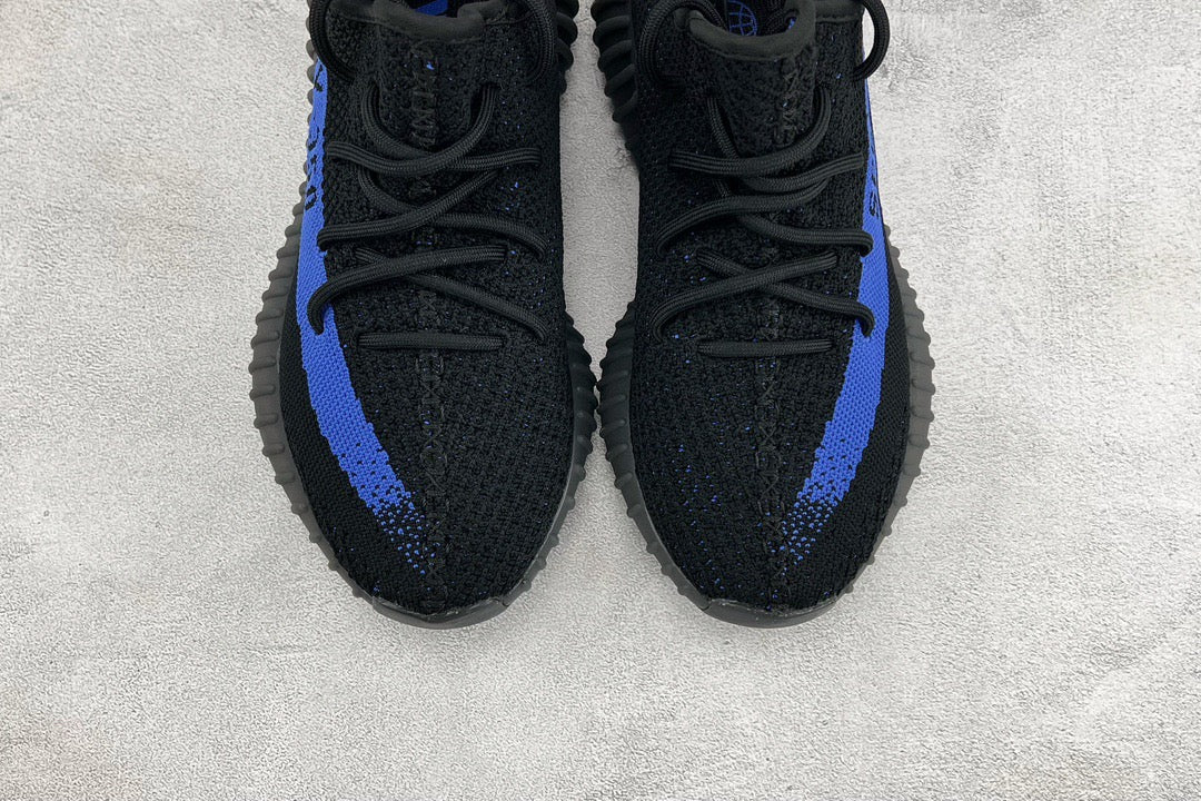 YEEZY BOOST 350 V2