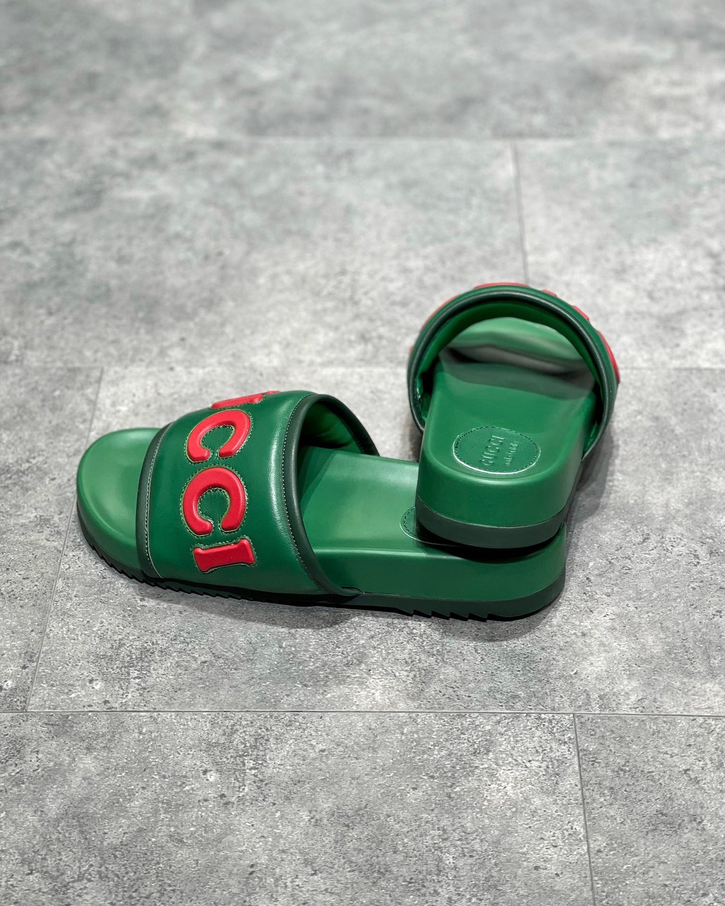 GG SLIDES
