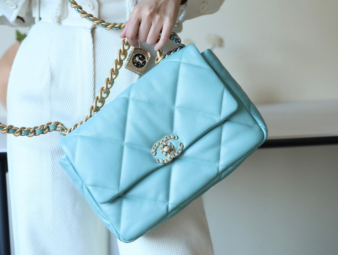 CC 19 BAG