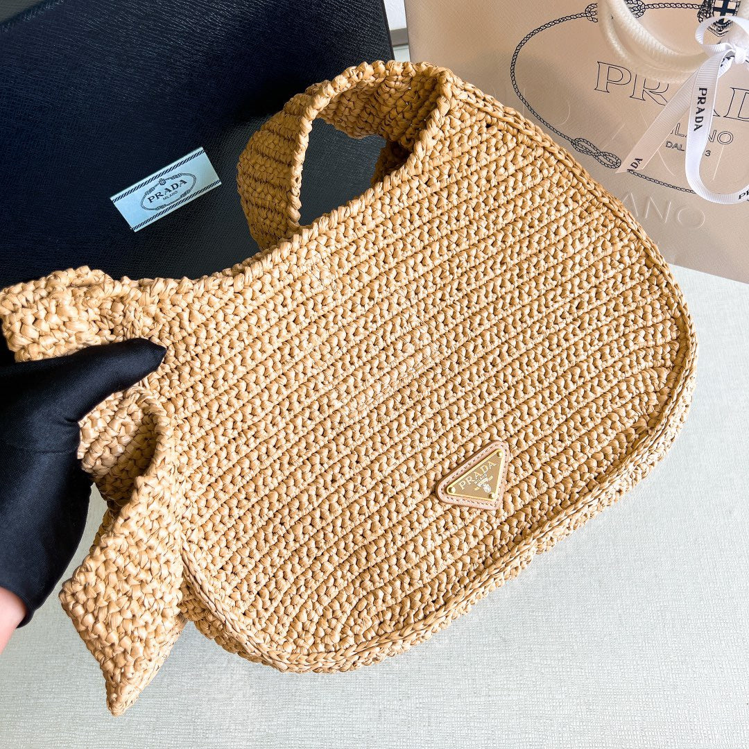 PD CROCHET TOTE BAG
