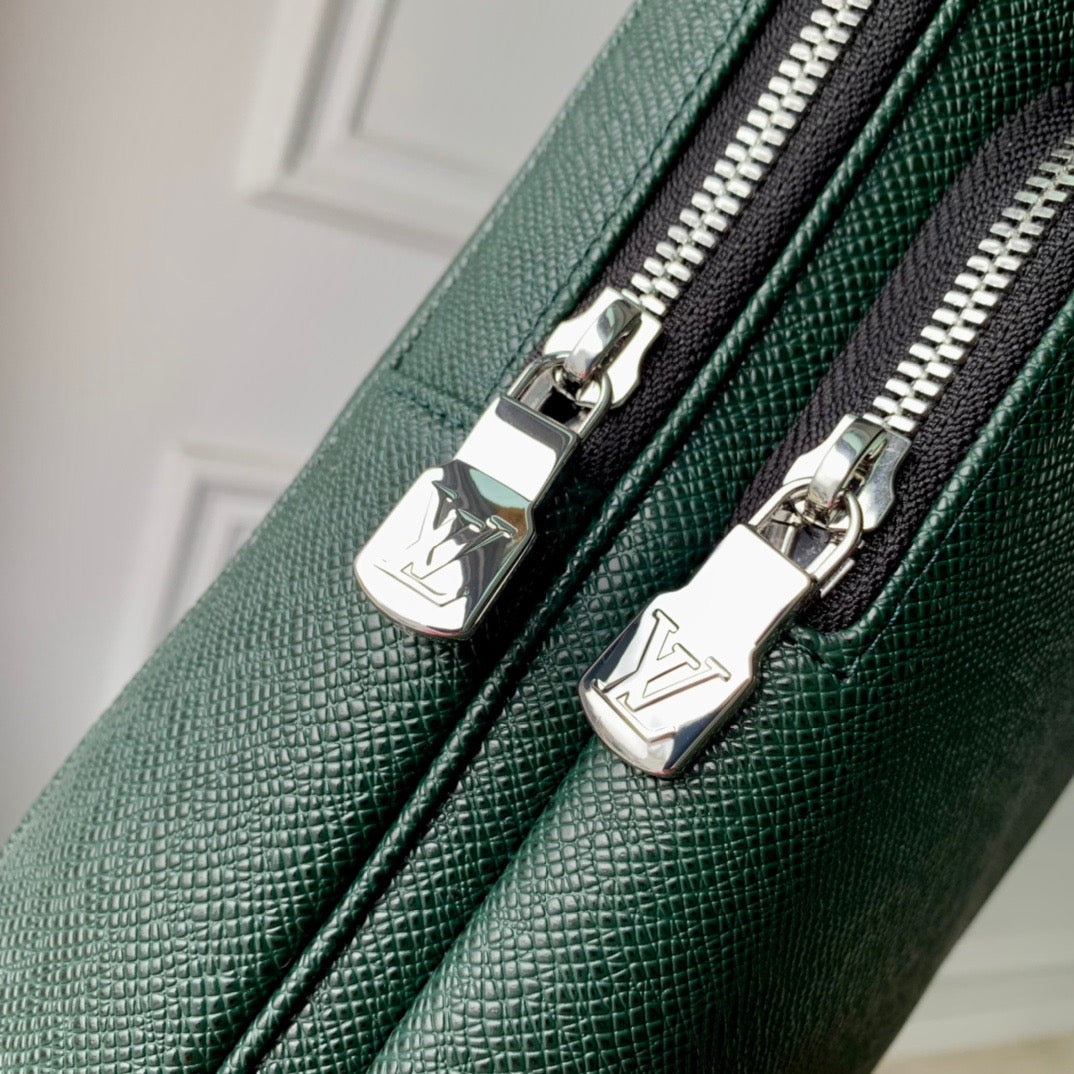 LOU AVENUE SLING BAG