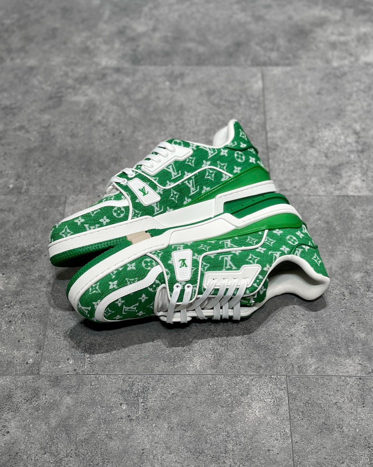 LOU TRAINERS