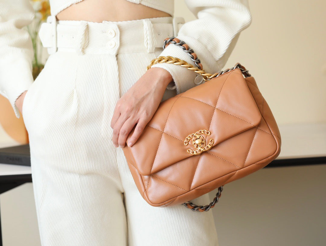 CC 19 BAG